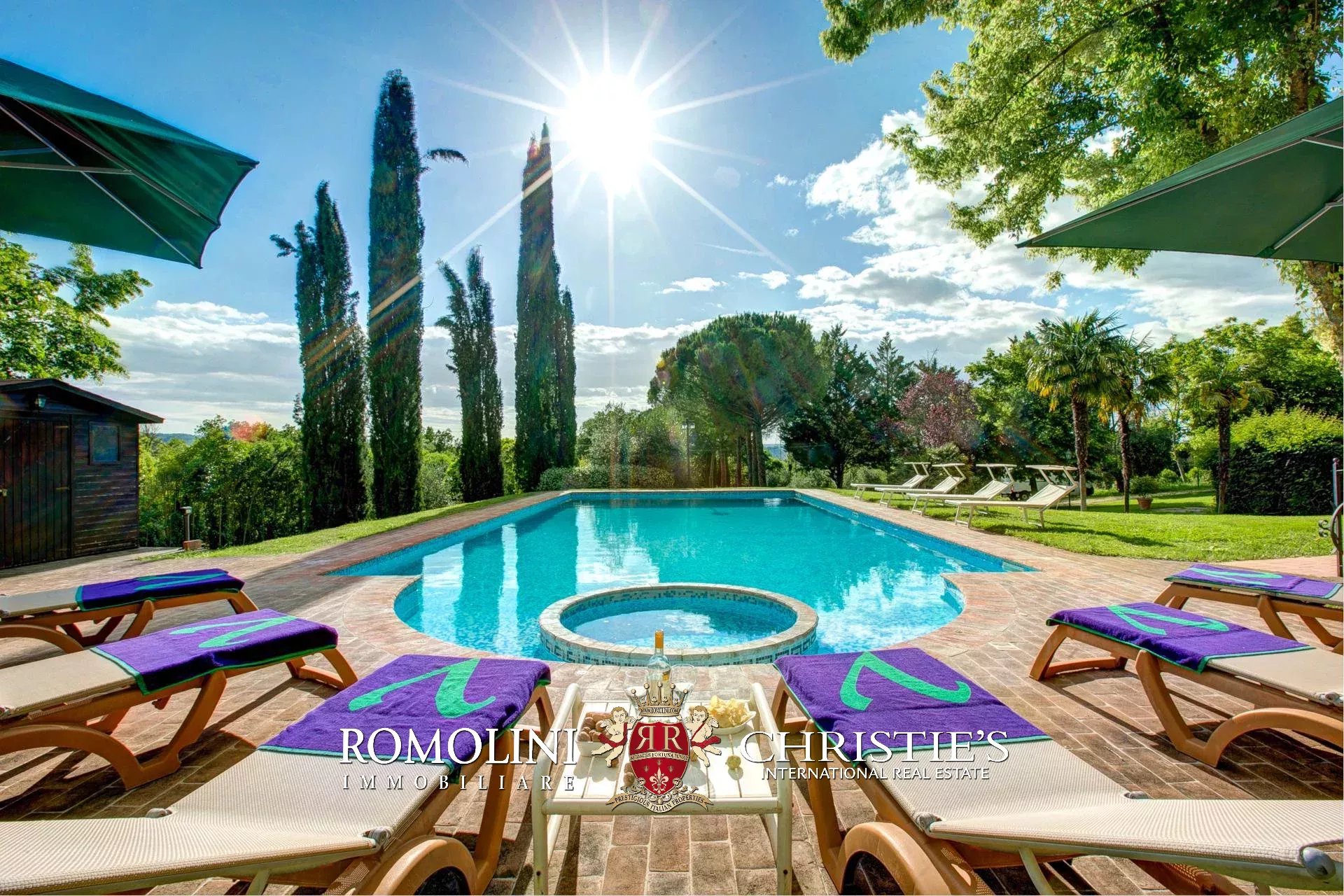 5 Bedroom Villa/Townhouse's Image 5