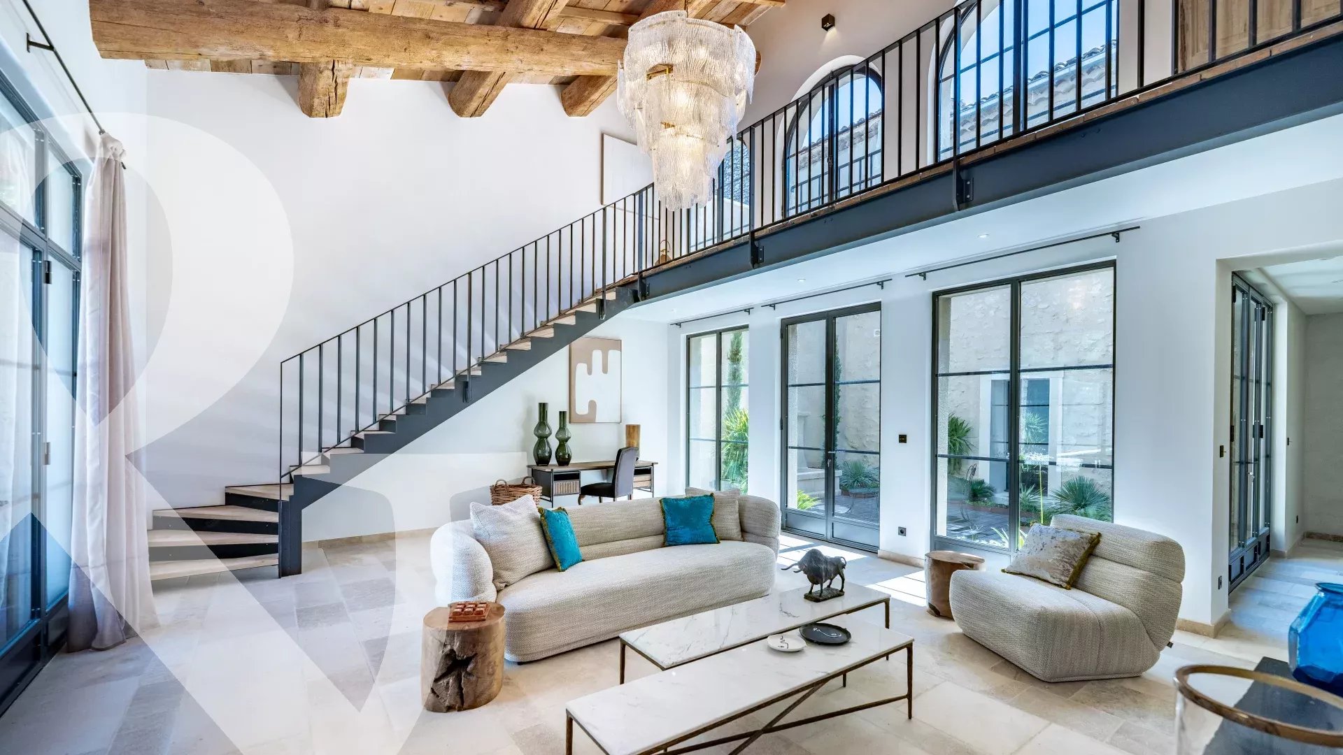 UN BIEN UNIQUE AVEC VUE SUR L'EGLISE