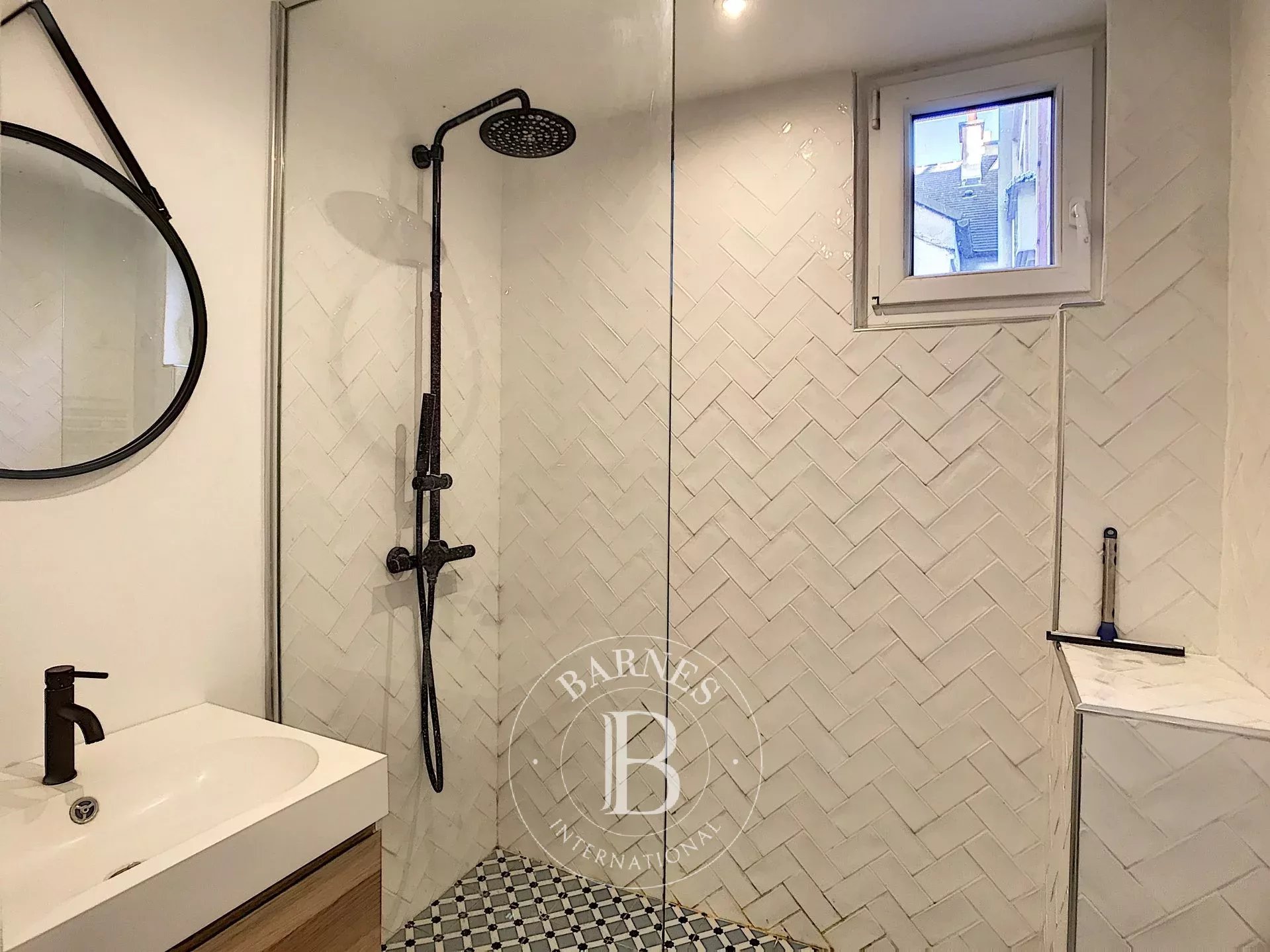 Daire Paris 4ème - picture 6