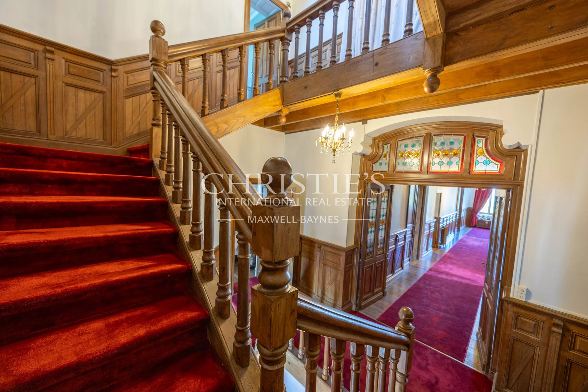 10 Bedroom Chateau's Image 11