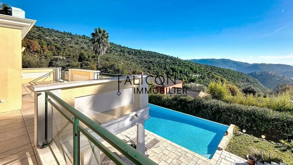 Superb architect-designed villa in a private estate in the hills above Falicon — photo 7