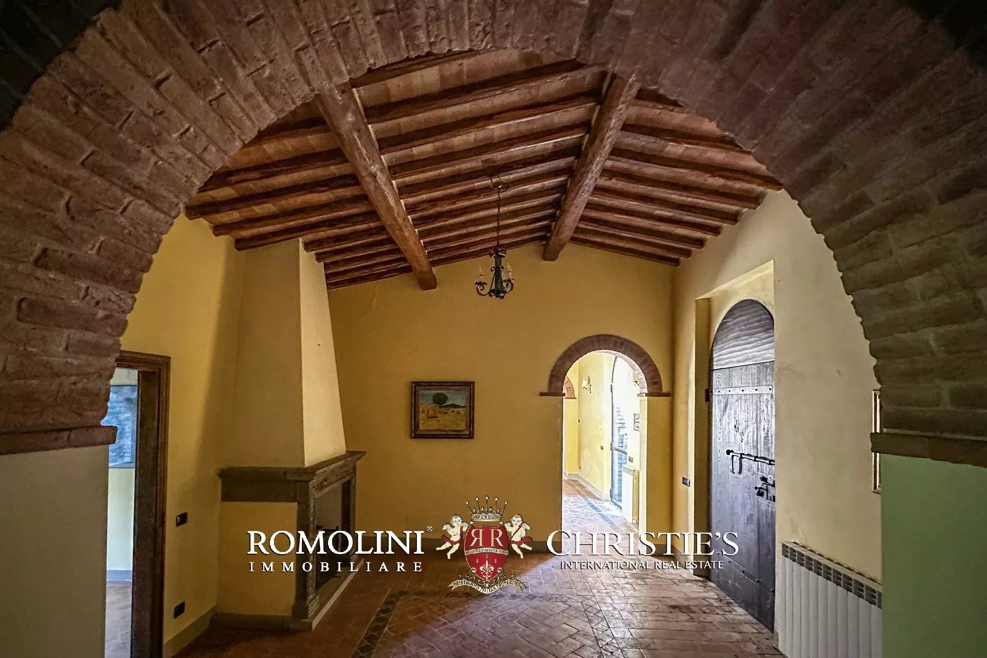 8 Bedroom Vineyard's Image 49