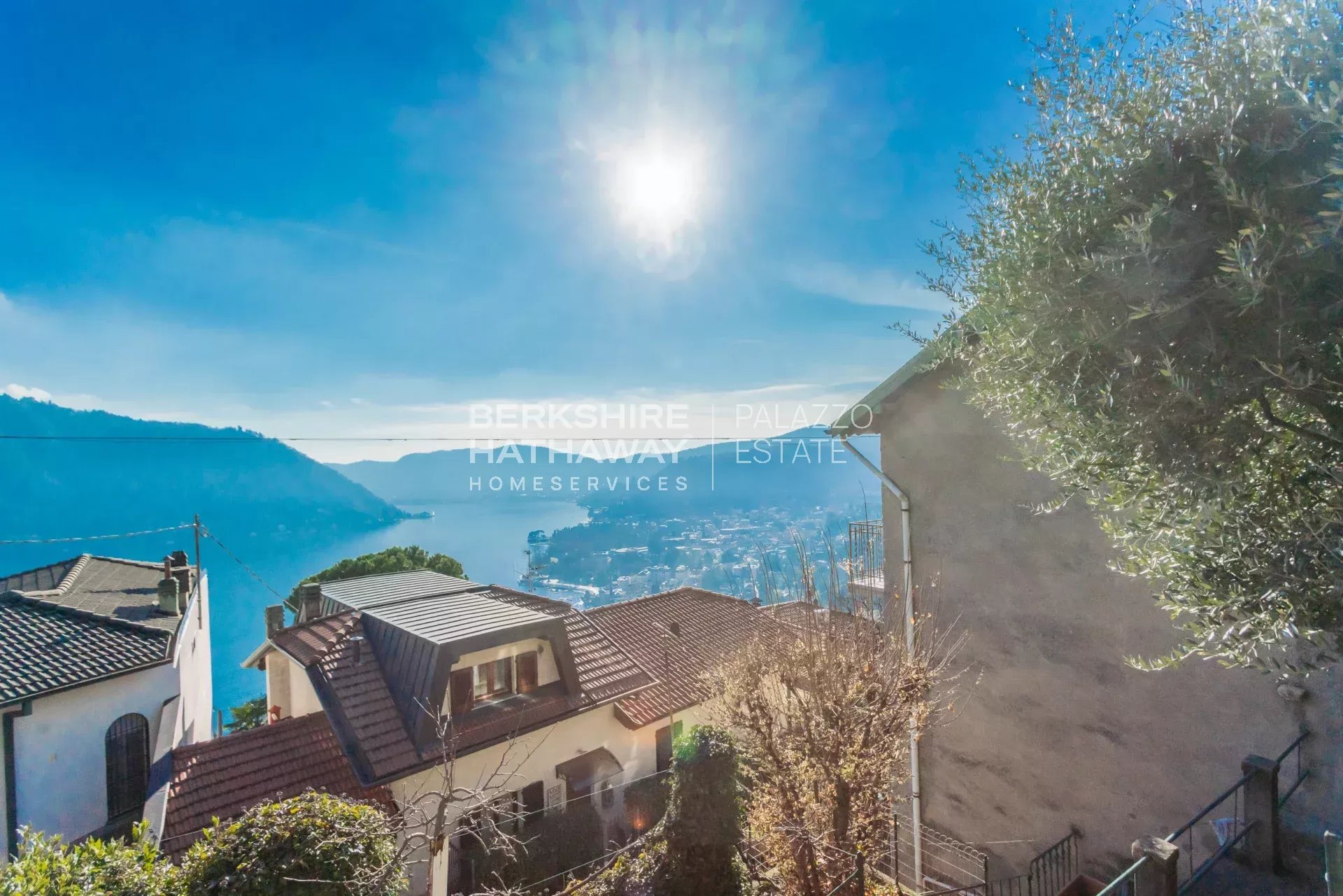 Casa a Cernobbio con vista lago e giardino