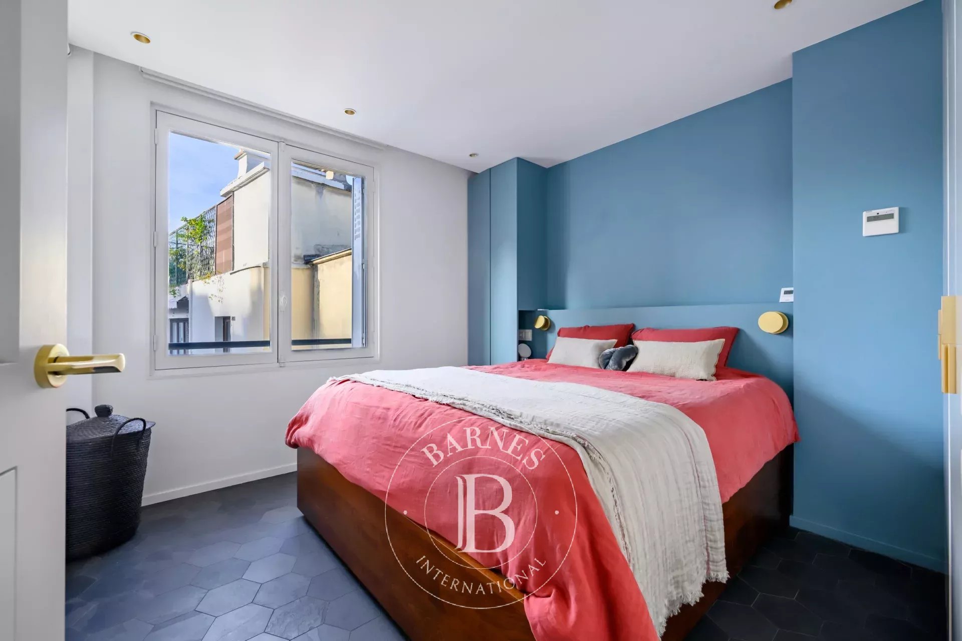 Daire Paris 4ème - picture 8