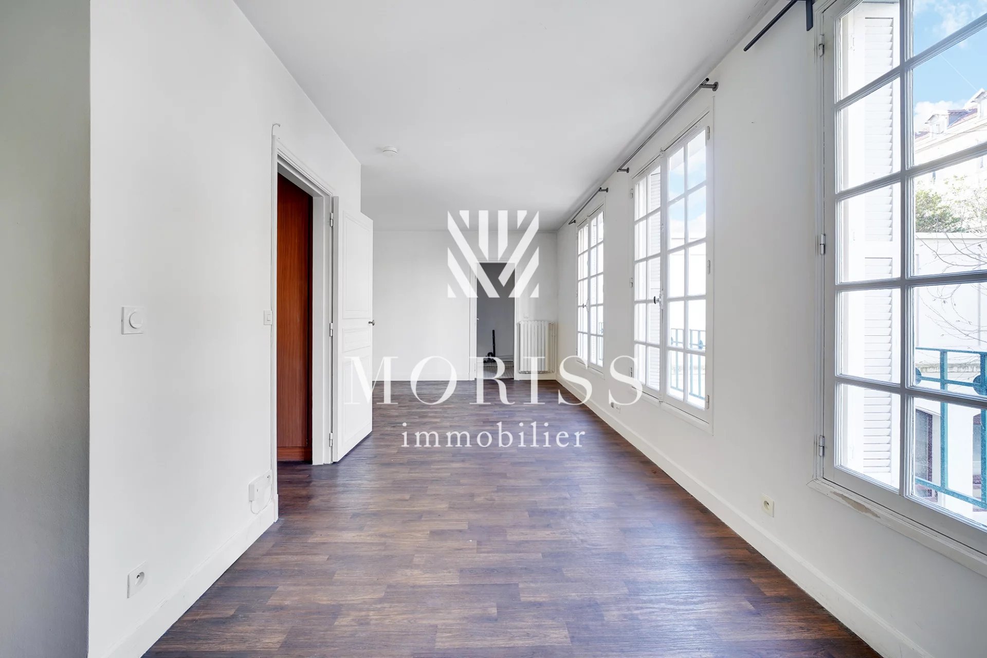 Paris 5 - Studio de 34 m2 - Image Array