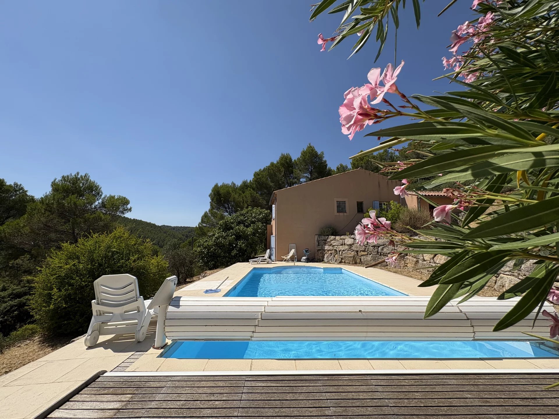 Charming Traditional House in Cotignac