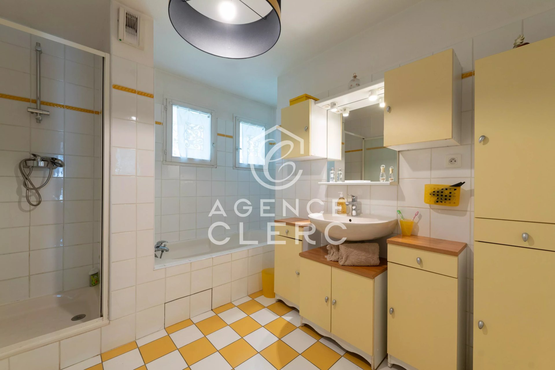 4 Bedroom Villa/Townhouse's Image 18