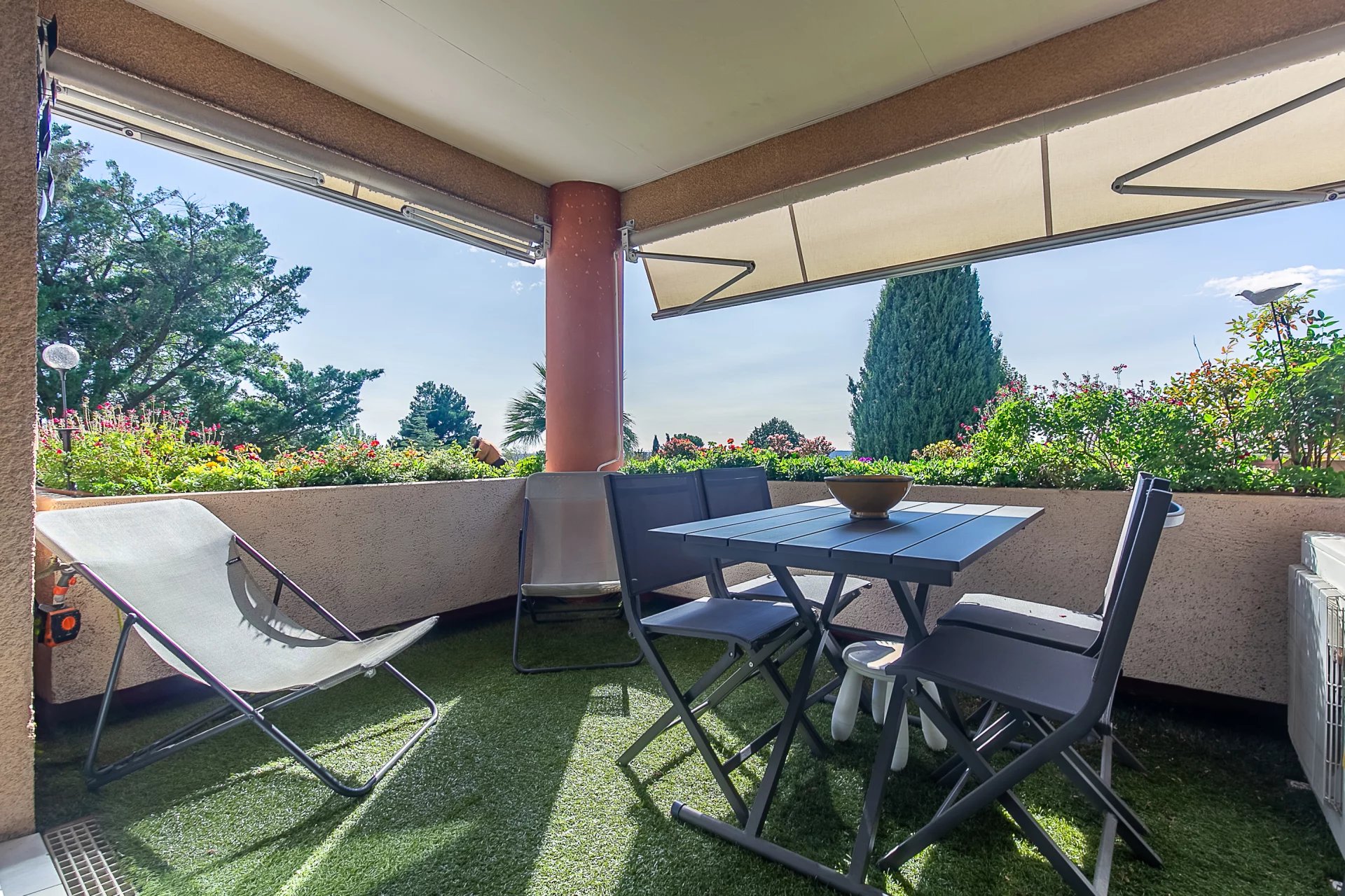 Aix-en-Provence - Magnifique Duplex de 80m² avec terrasse - Résidence luxueuse avec piscine et terrain de tennis