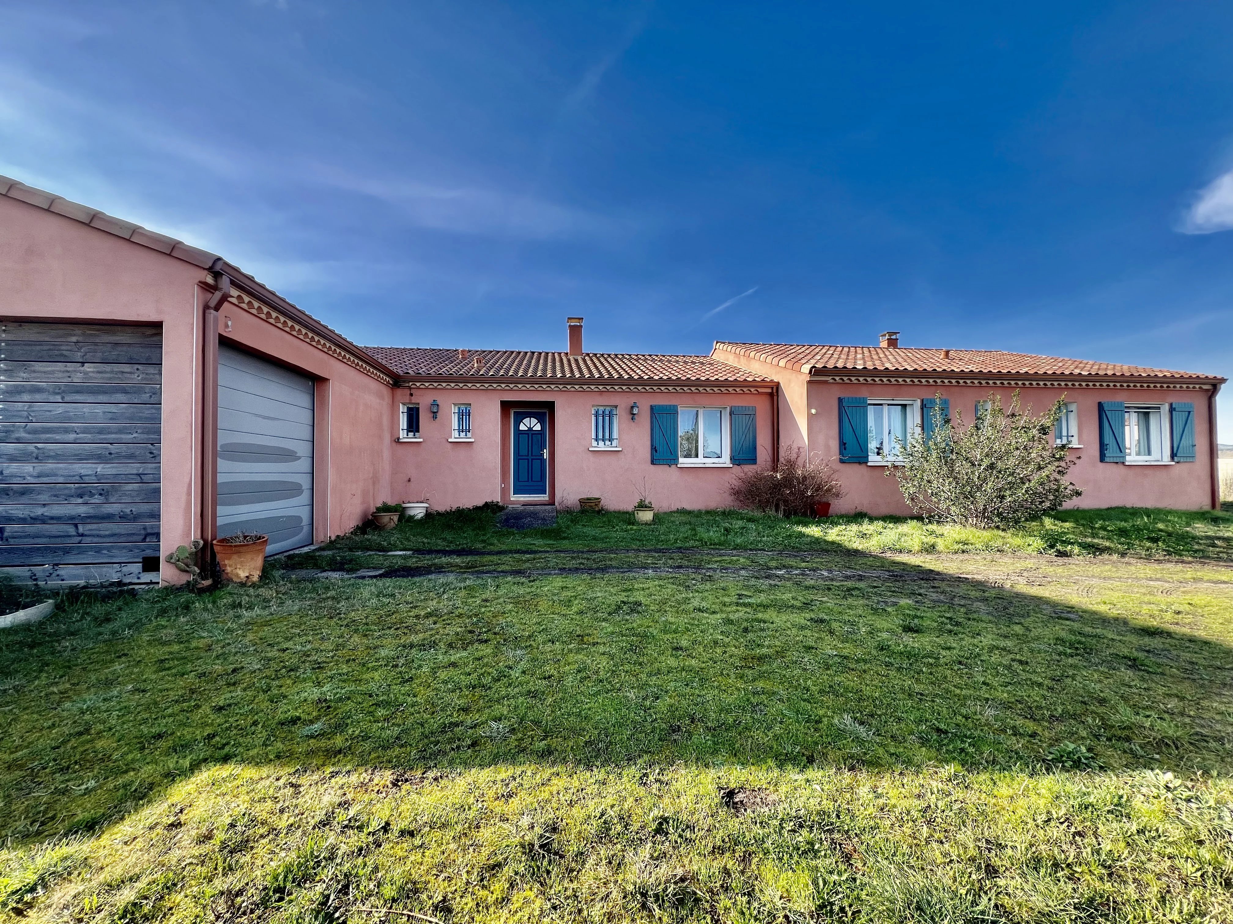 Moderne gelijkvloerse villa nabij Carcassonne, 4 slaapkamers