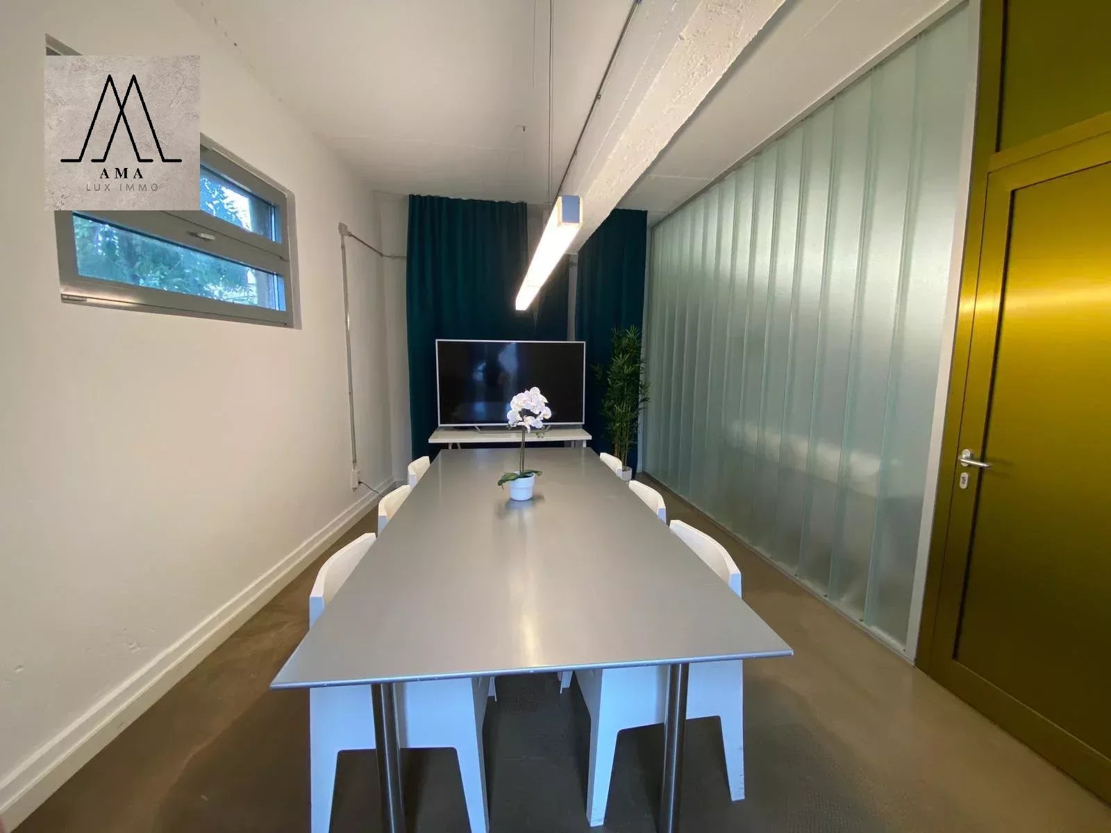 LOC BUREAU HOLL AMALUX