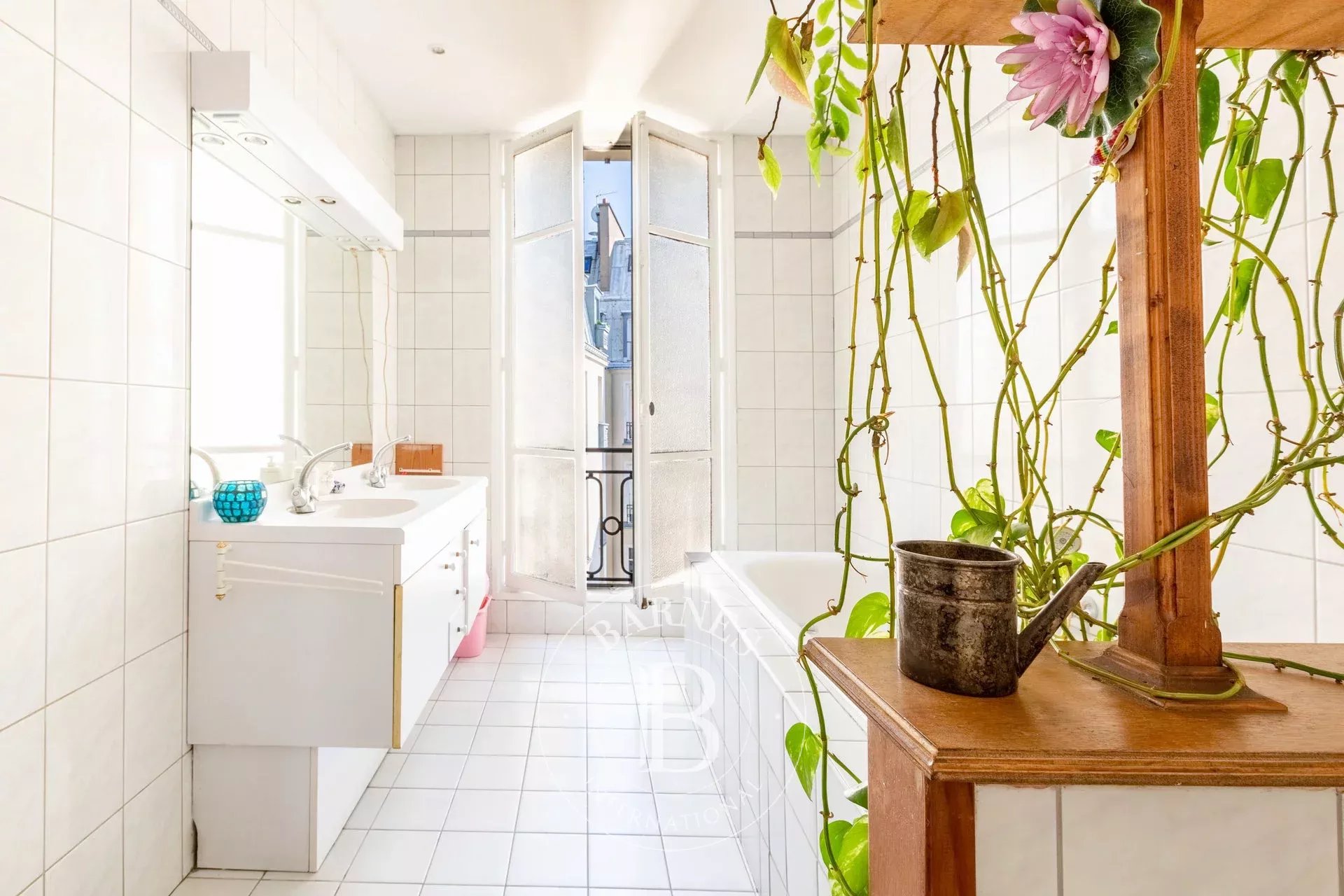 Daire Paris 10ème - picture 8