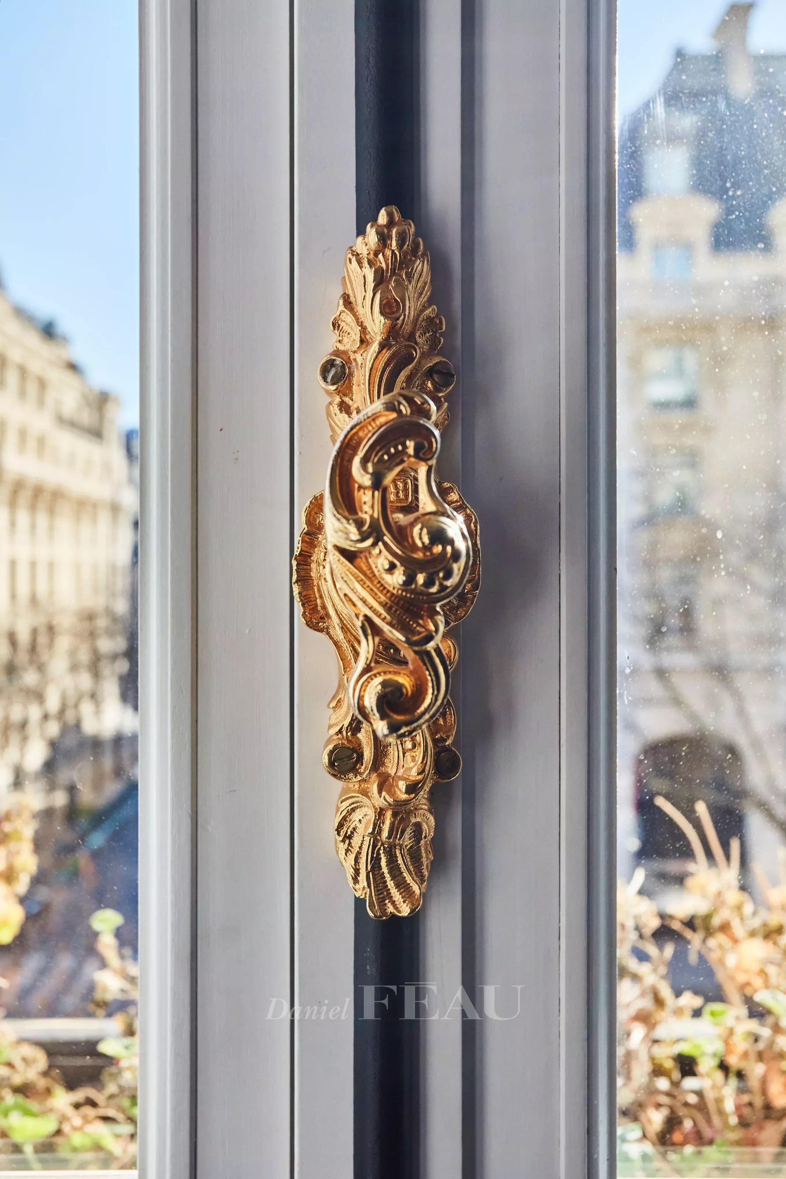 Sale Apartment Paris 16th