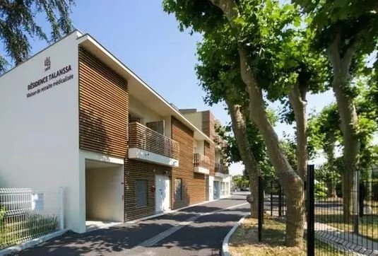 INVESTISSEMENT LOCATIF  TALENCE - Résidence Ehpad Le Relais des Sens - 5.62%  de rentabilité.