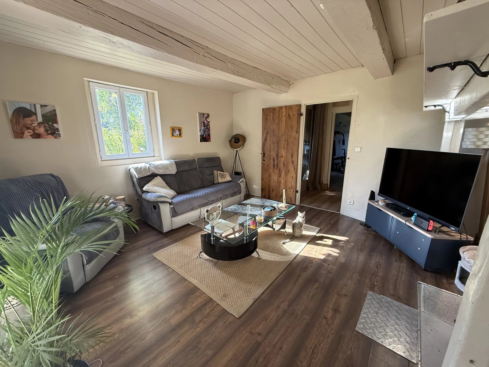 Maison T5 de 137m2 habitables avec terrasse sur un terrain de 2 650m2 clos