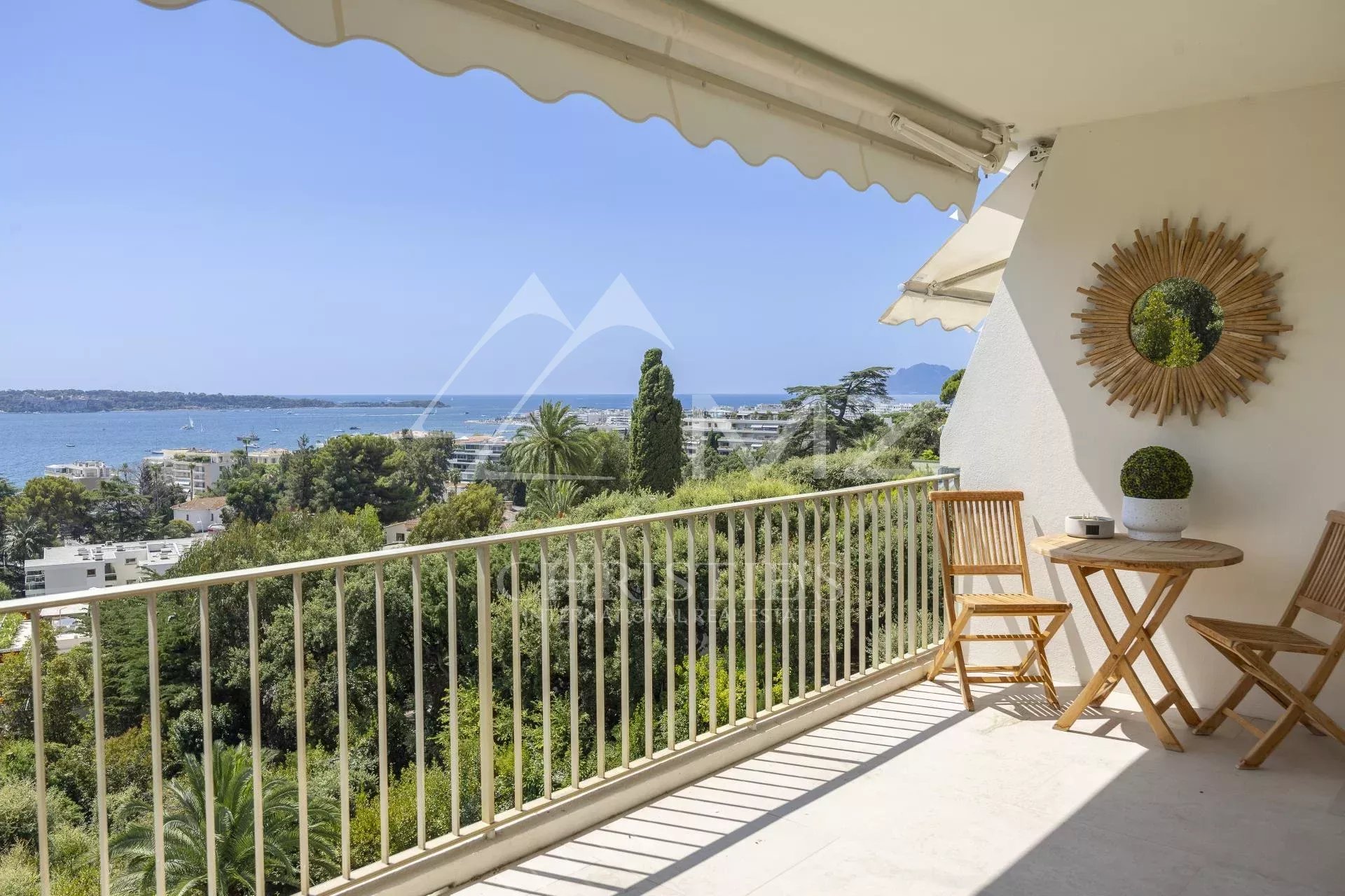 1 Bedroom Apartment/Flat's Image 9