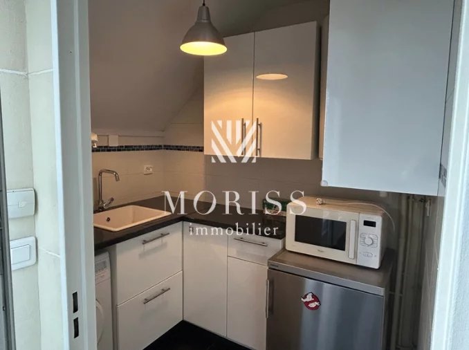 Bry sur Marne - Studio de 28 m2 avec balcon - Image Array