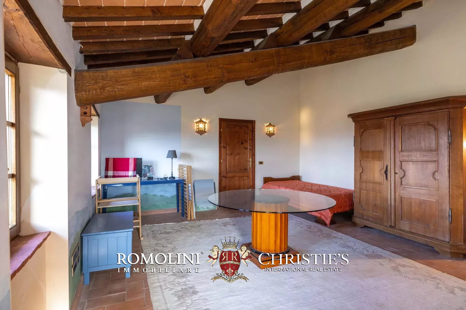 10 Bedroom Villa/Townhouse's Image 144