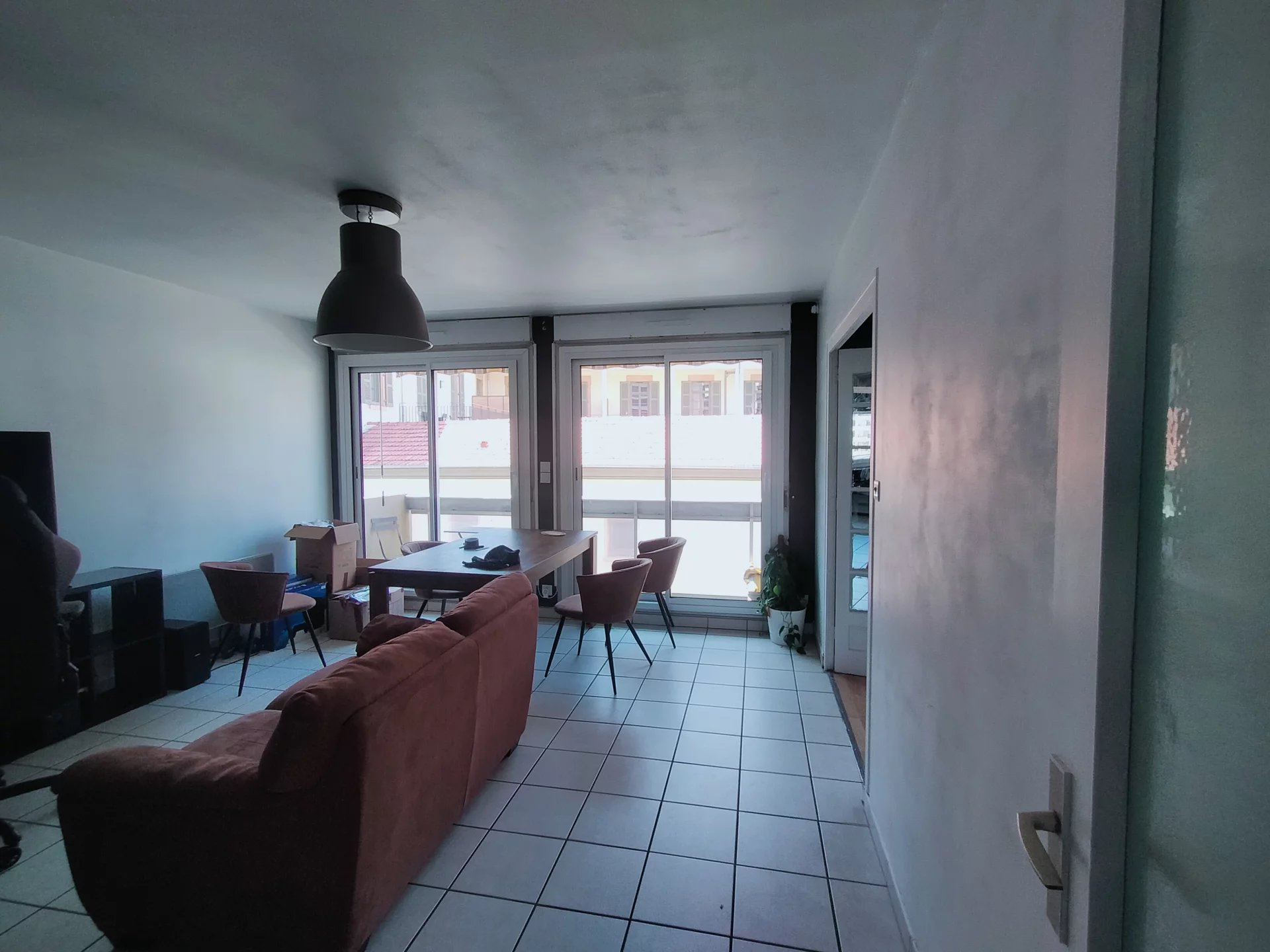 500811 Location Lyon 4ème