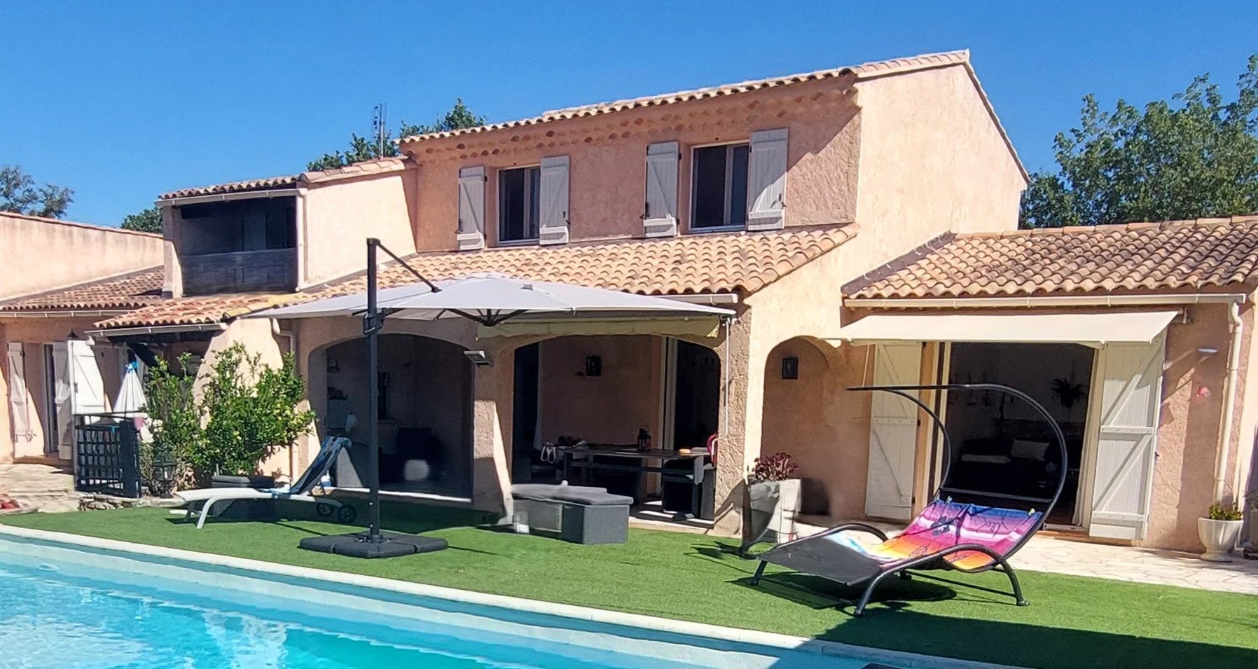 Achat Maison T6 à Lorgues (83510) - 210m²
