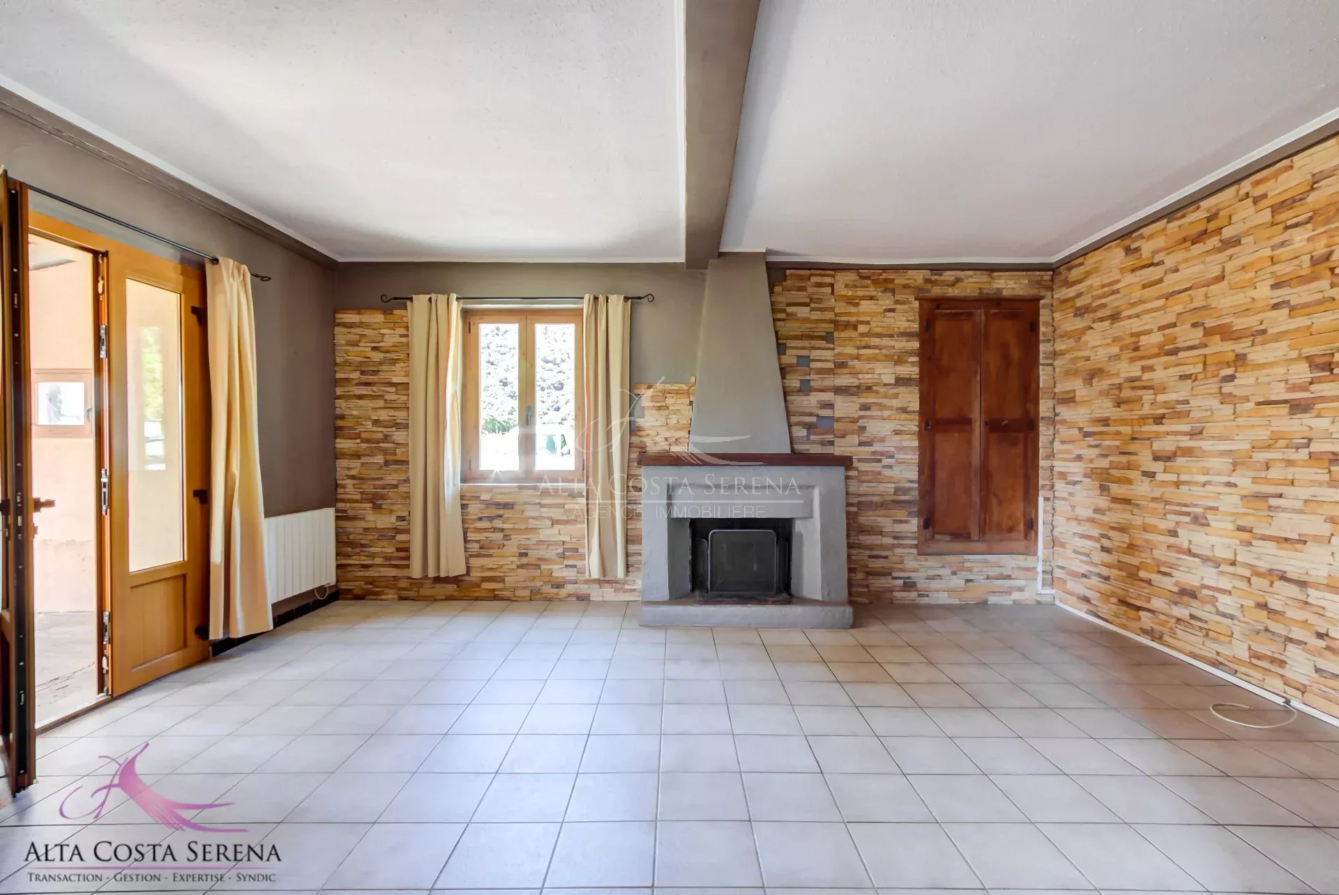 Agence immobilière de 