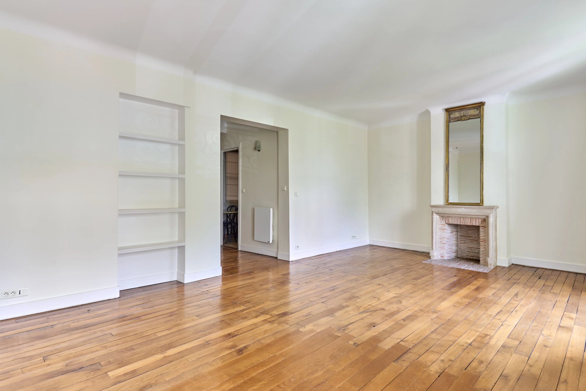 2 Bedroom Apartment/Flat's Image 6
