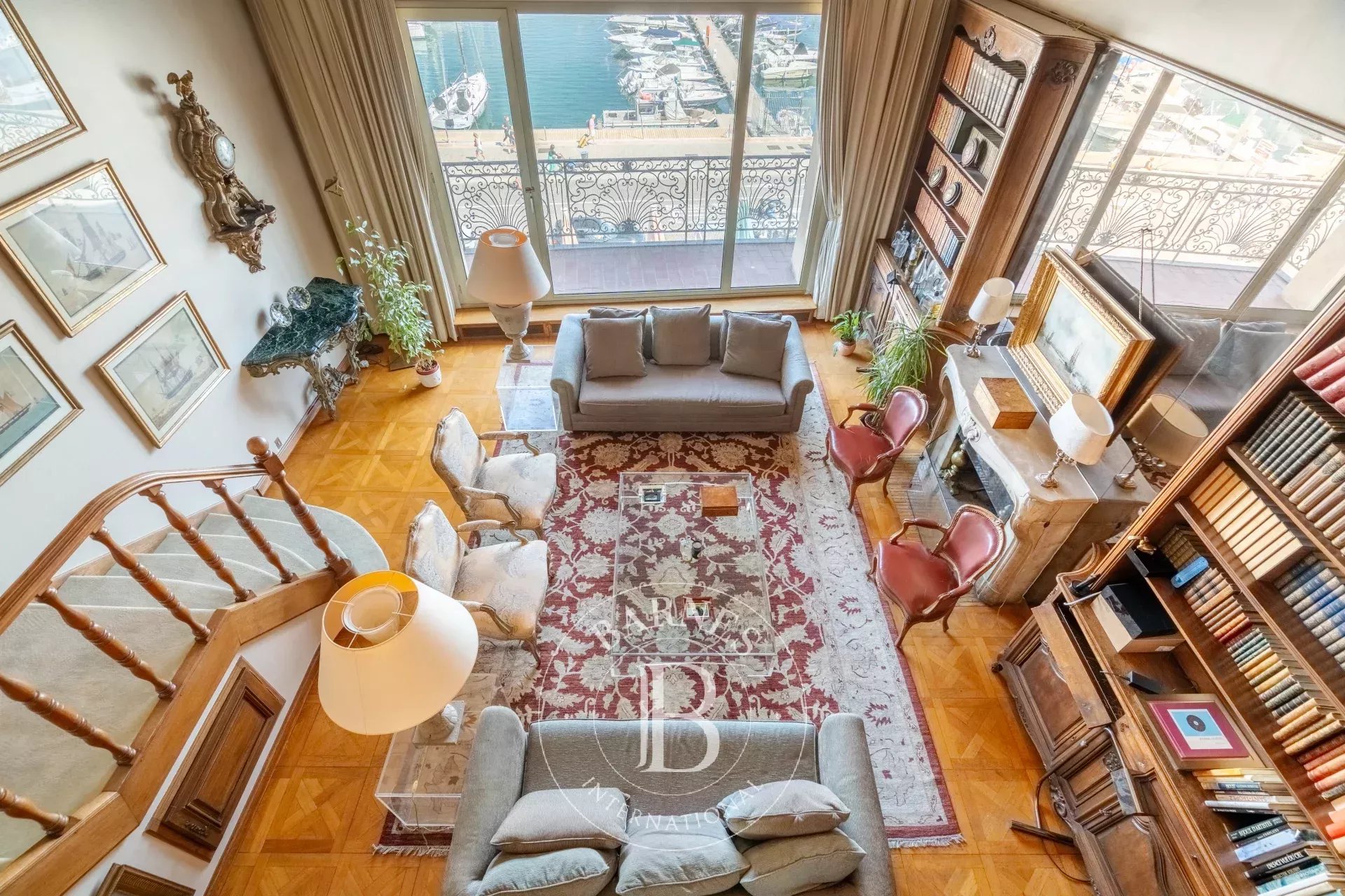 FOR SALE - MARSEILLE - 13007 - VIEUX-PORT - PANORAMIC VIEW - APARTMENT - 6 ROOMS - BALCONY