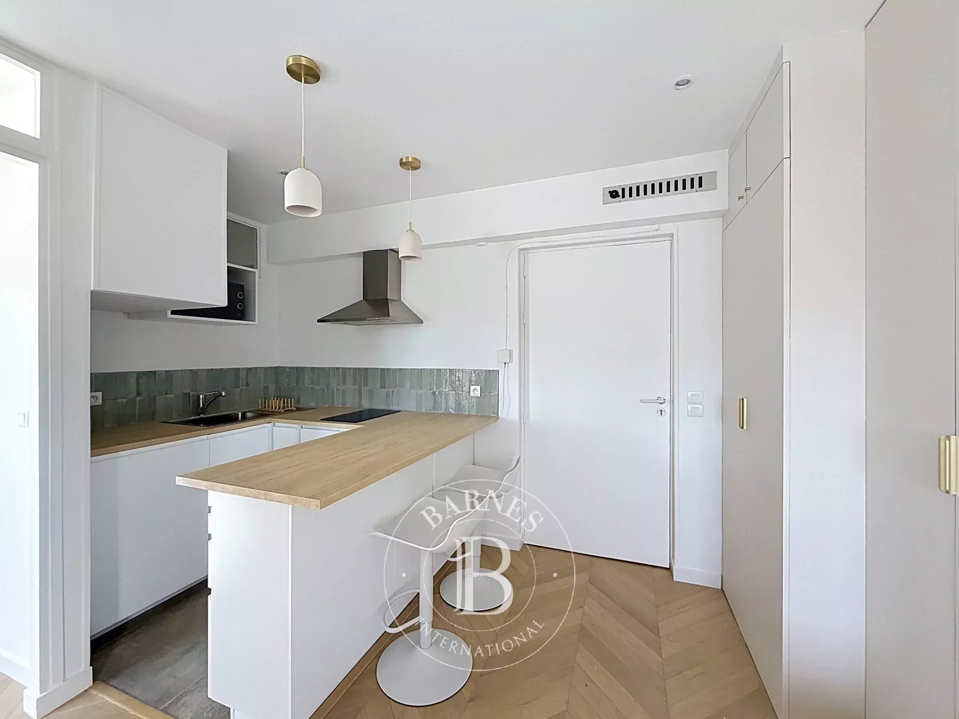 Appartement Neuilly-sur-Seine  -  ref 87110311 (picture 2)