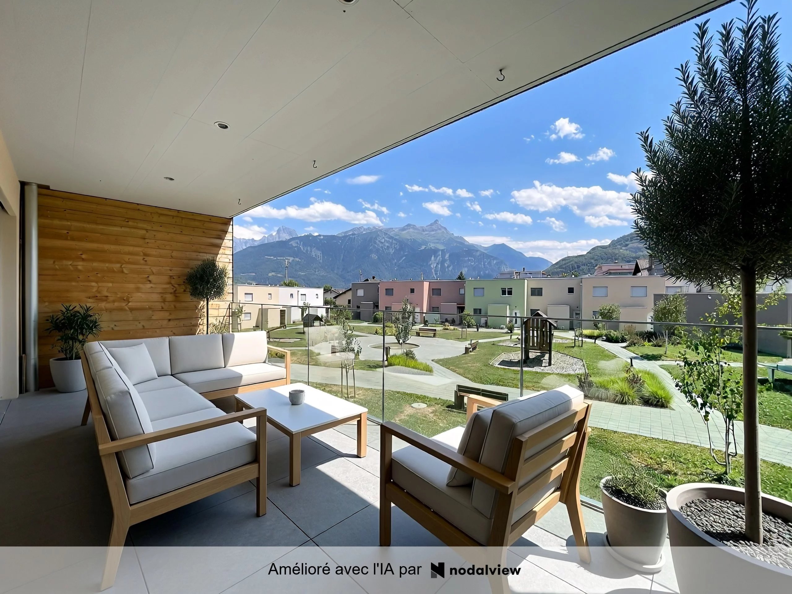 Villa contemporaine avec jardin et terrasses