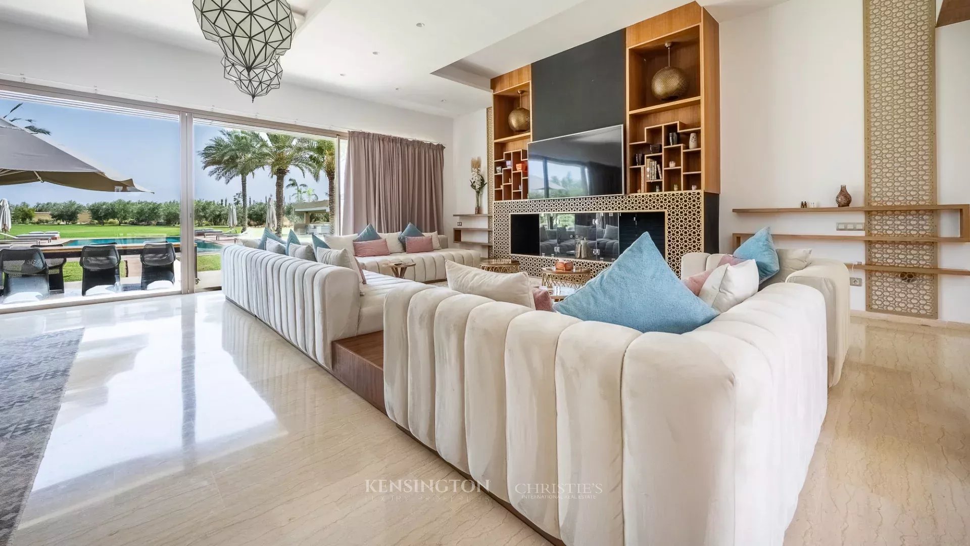 5 Bedroom Villa/Townhouse's Image 14
