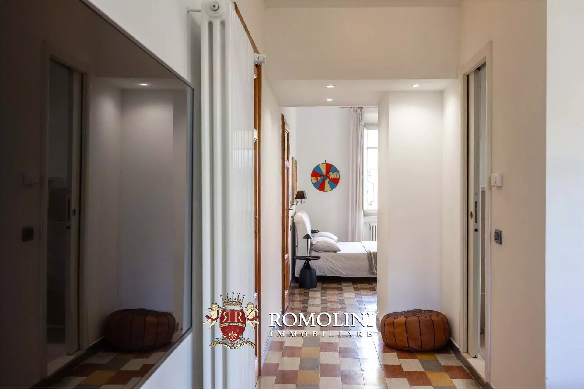 6 Bedroom Villa/Townhouse's Image 29