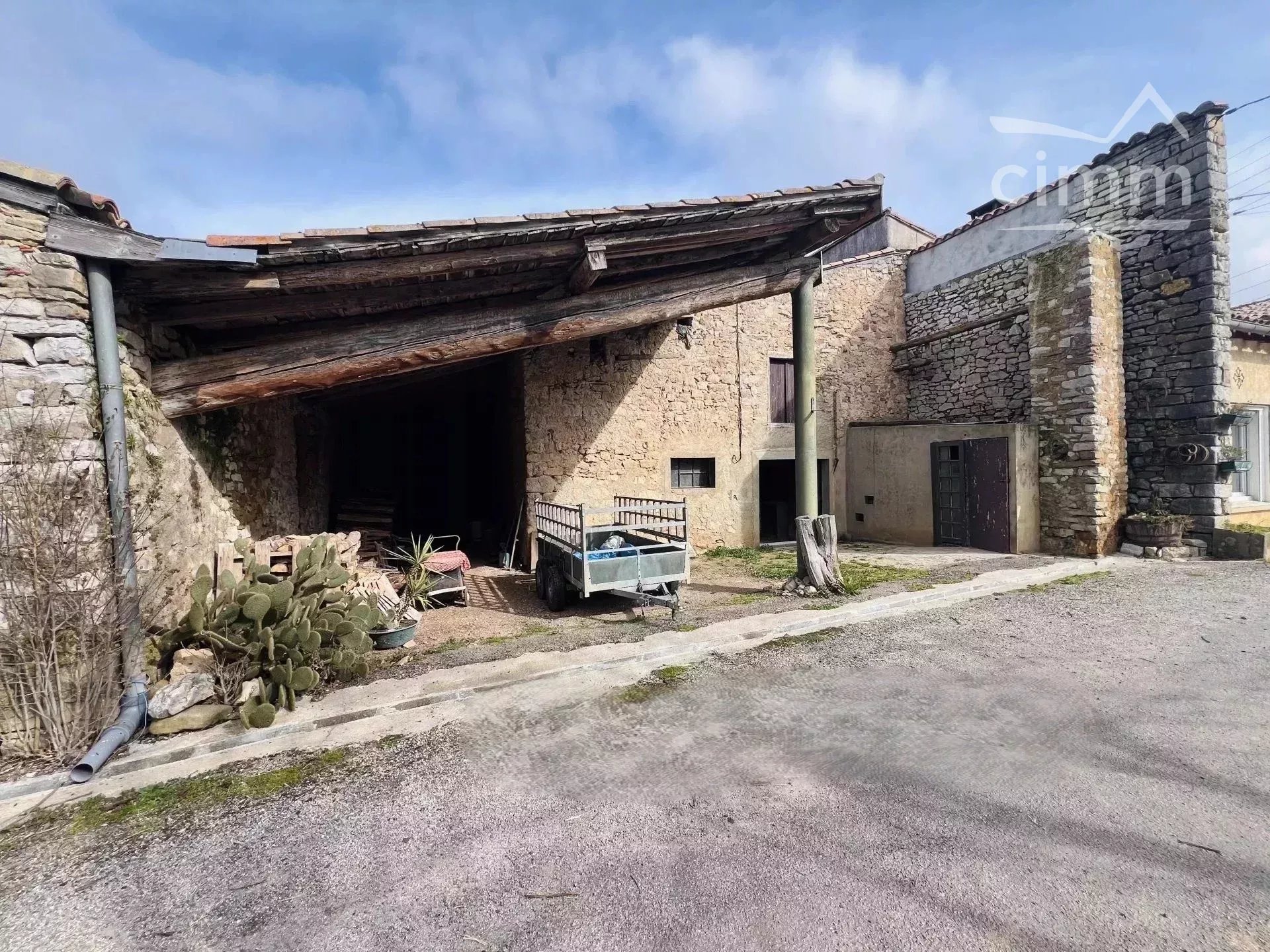 Agence immobilière de 