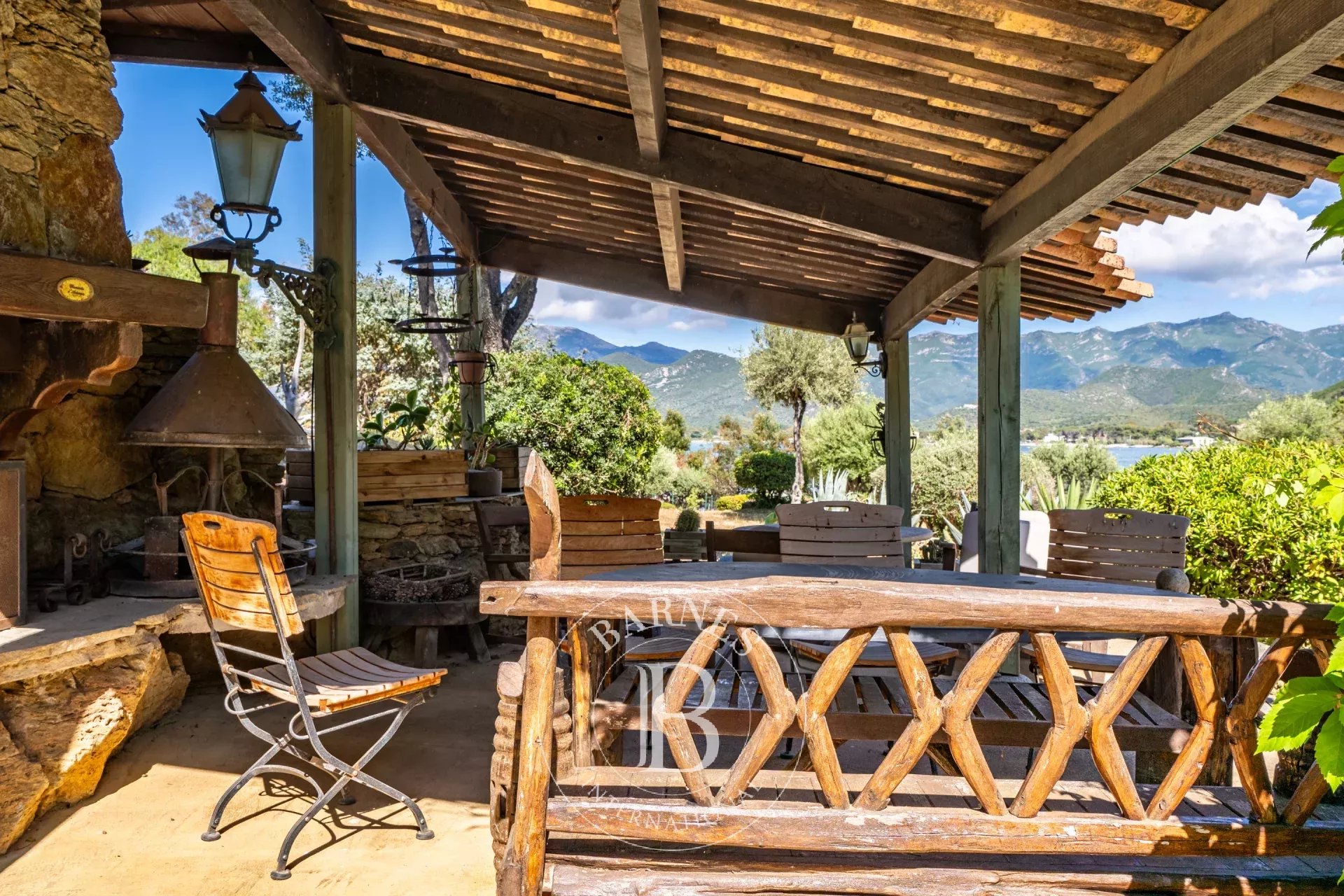 Saint-Florent, exceptional estate, 8 rooms, walking distance to beach, swimming pool, panoramic sea view - picture 6 title=