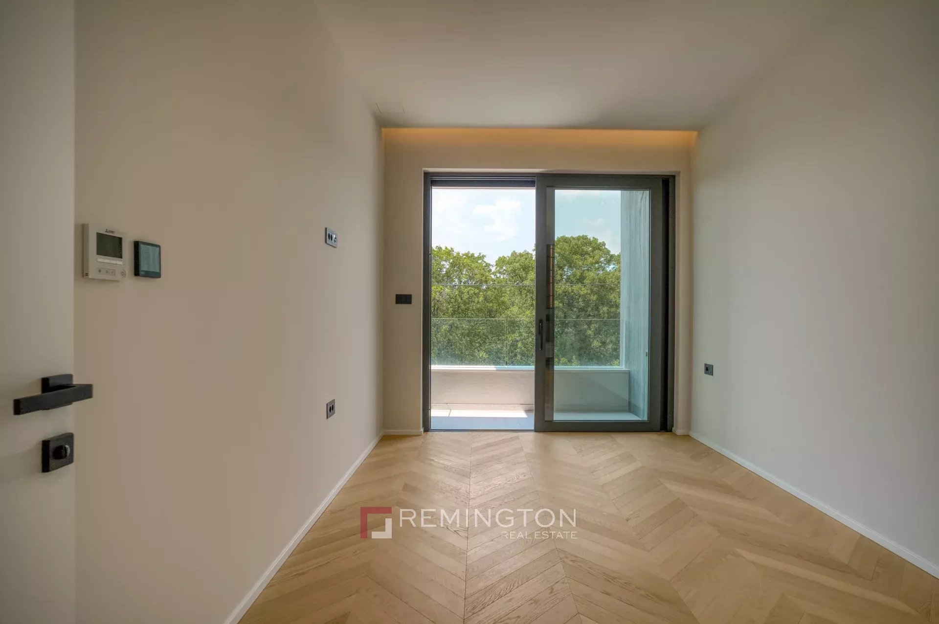 Apartment/Flat's Image 5