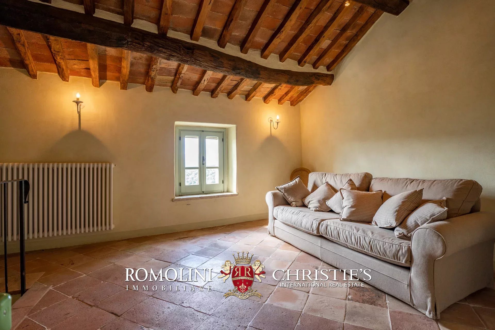 5 Bedroom Villa/Townhouse's Image 76