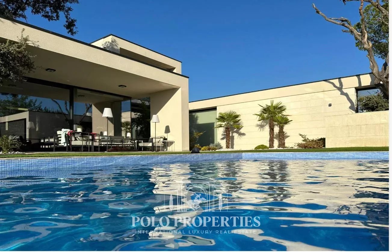 Modern Luxury Chalet with Pool in Las Lomas, Boadilla