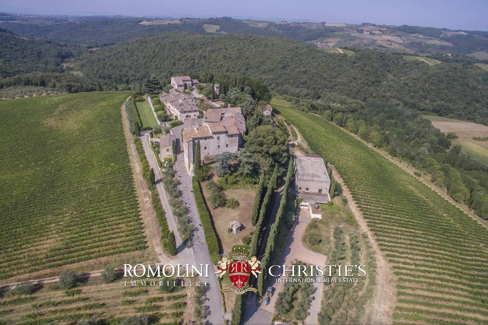 20 Bedroom Vineyard's Image 9