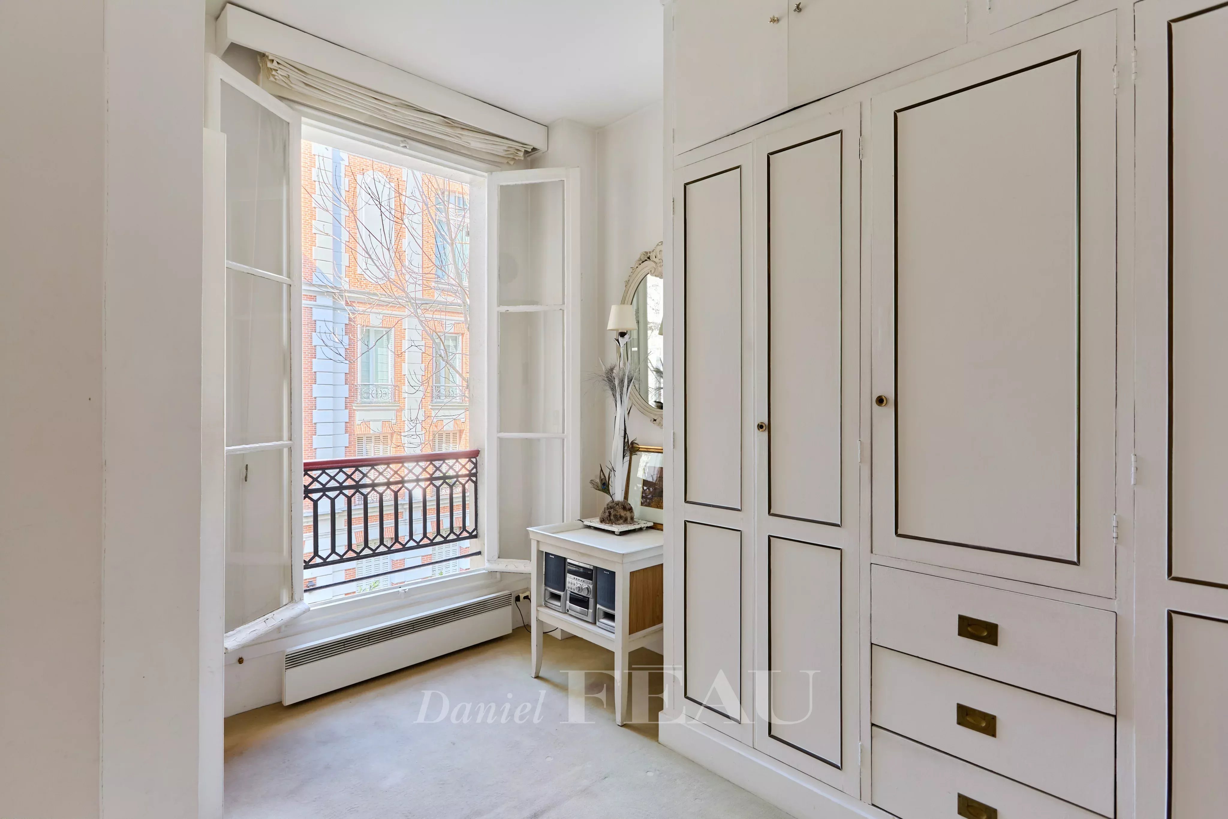 Sale Apartment Paris 6th