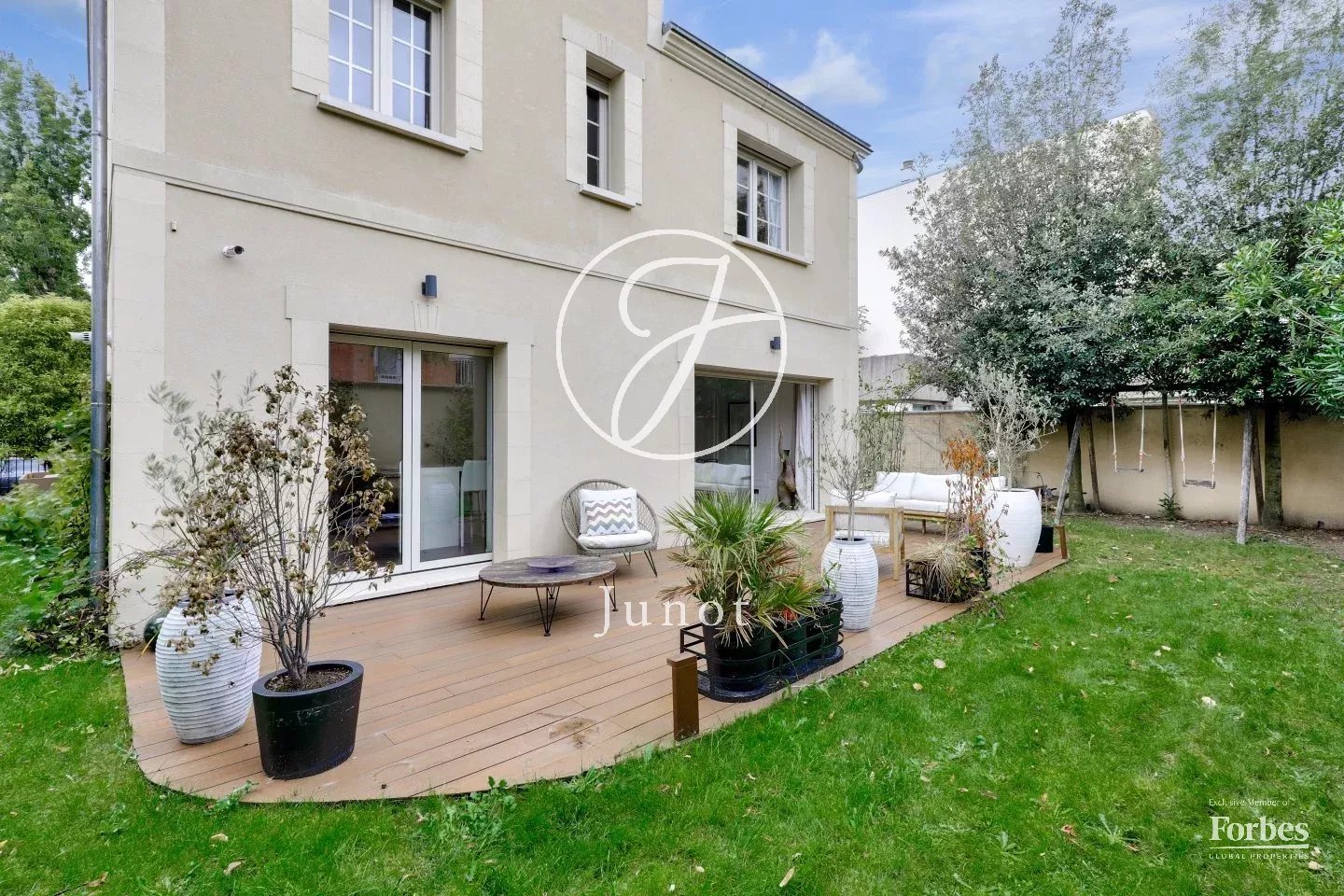 Le Vésinet - CENTRE - Maison - 5 chambres - 186m² - Terrain 797m².