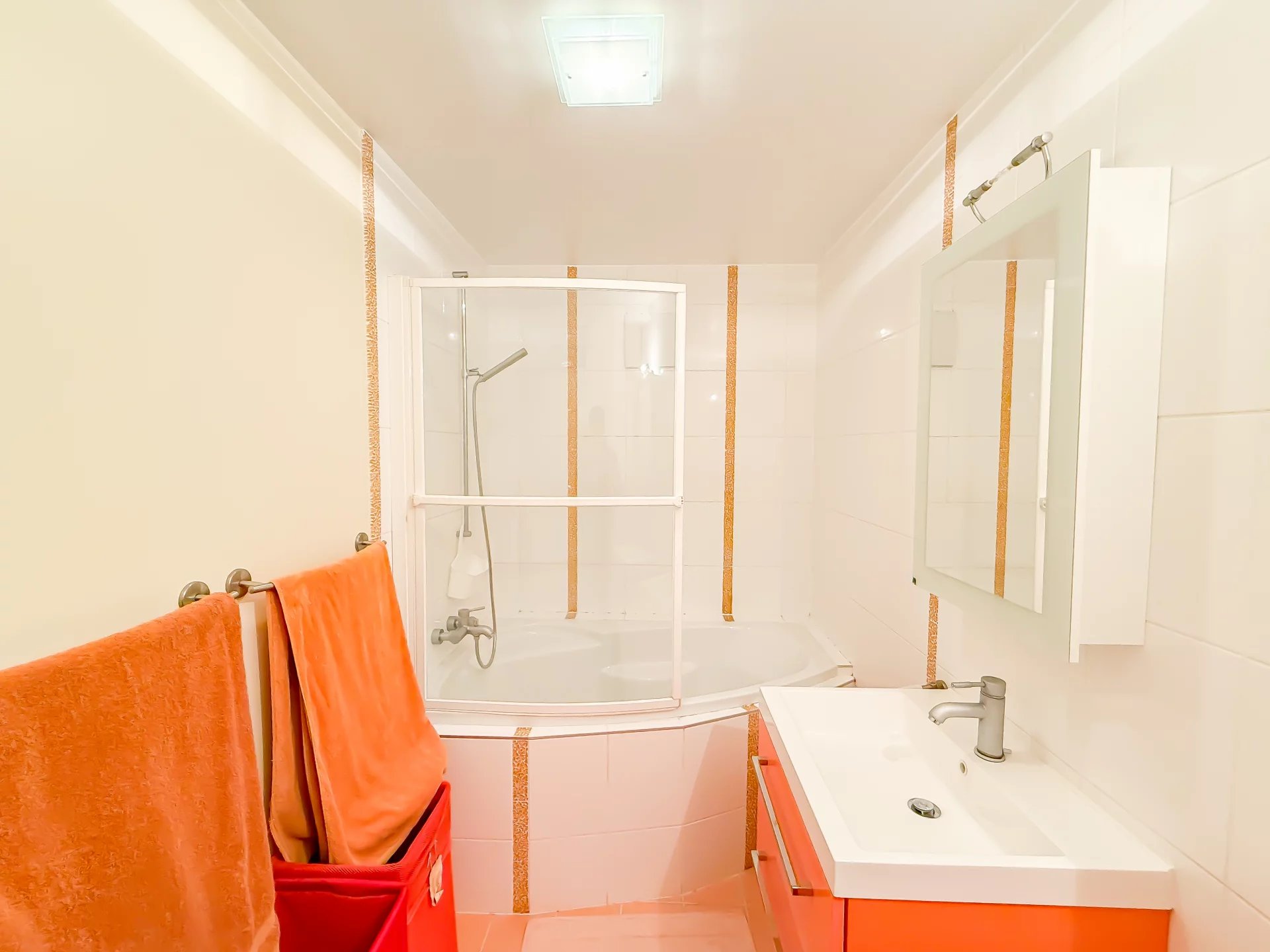 RARE ! Maison de caractère au cœur du vieux bourg !