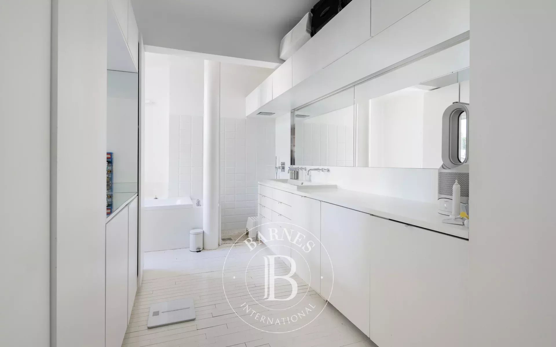 Daire Paris 18ème - picture 11