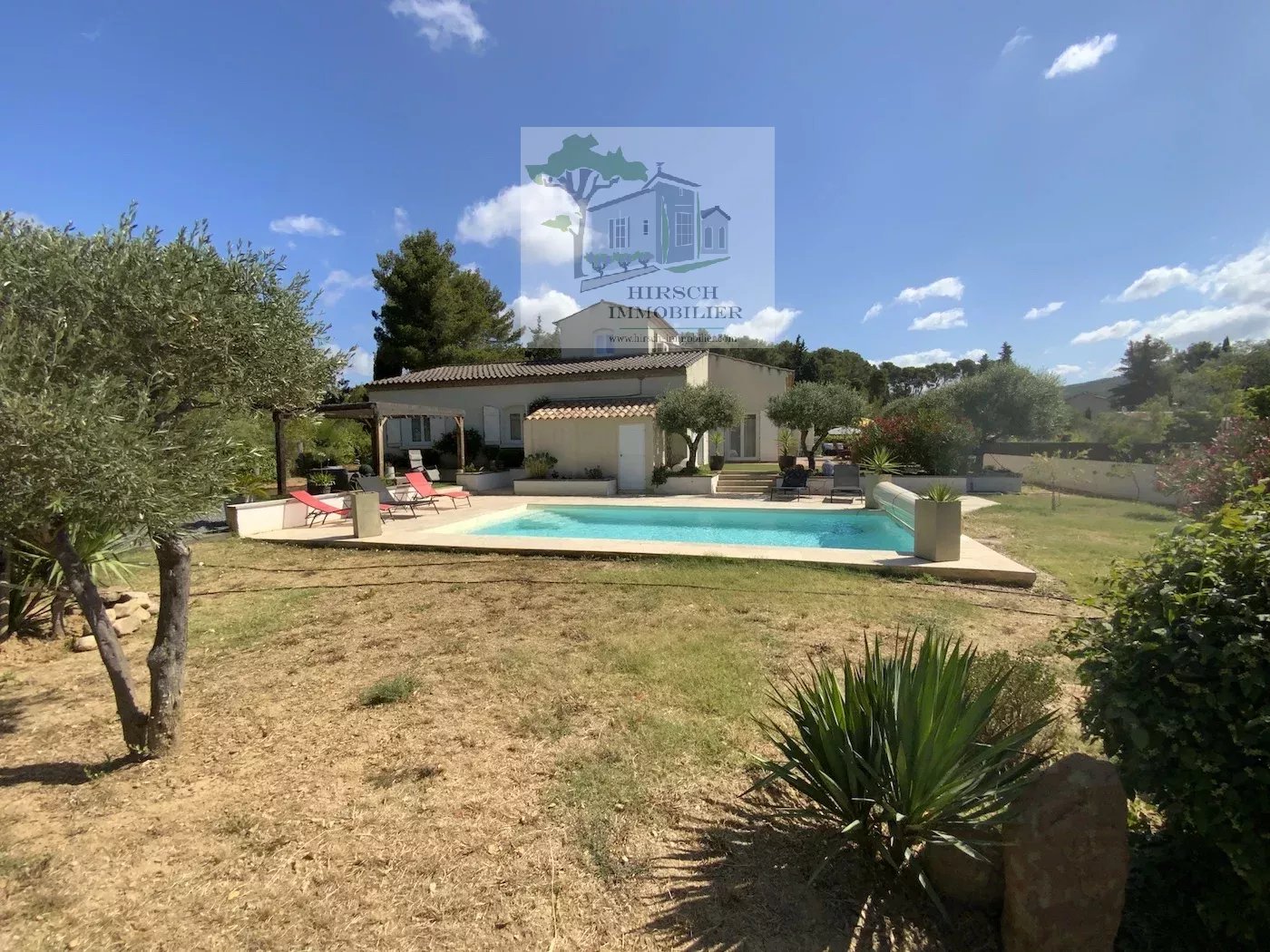 Agence immobilière de 