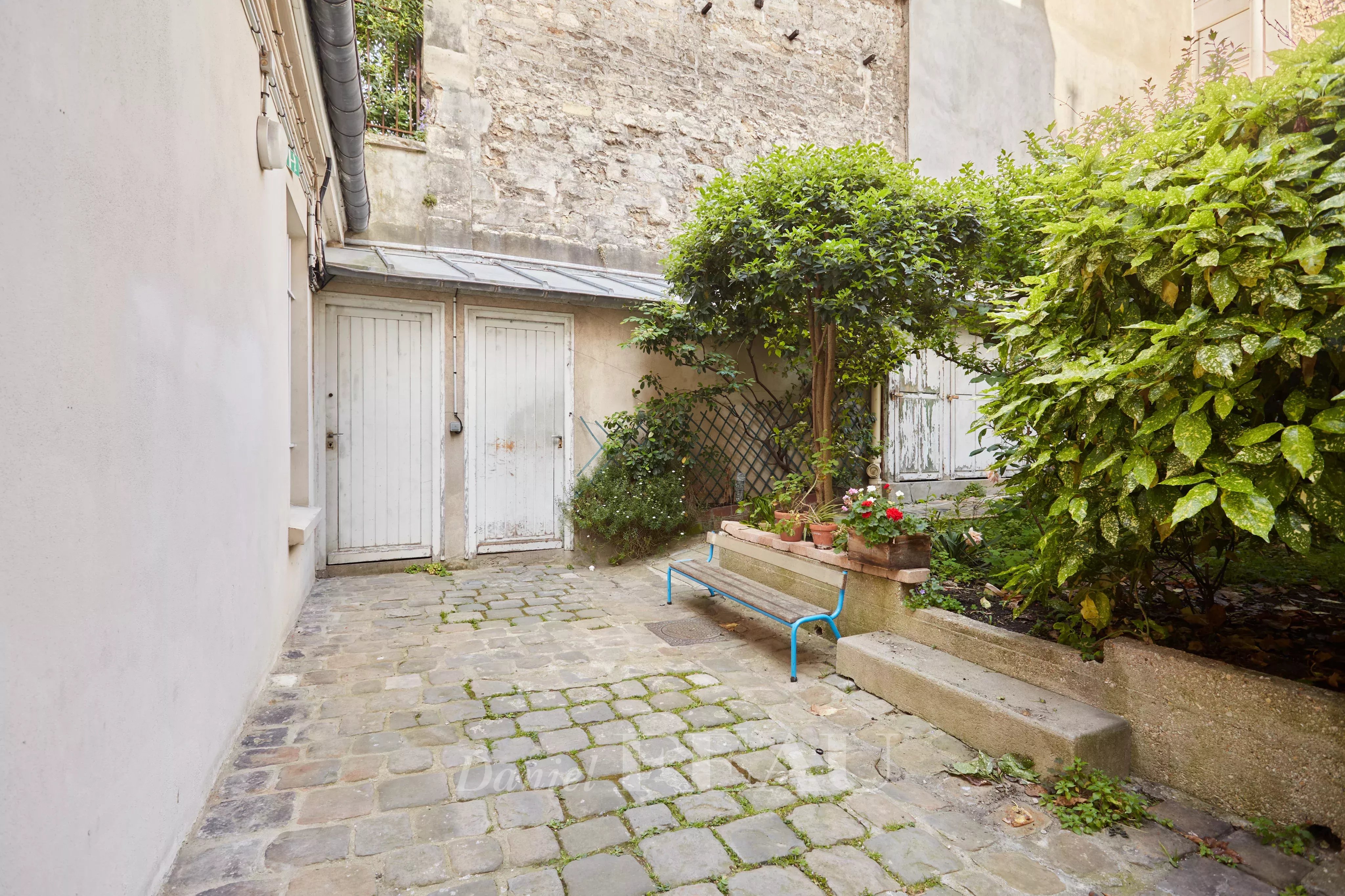 Rental Studio Paris 5th