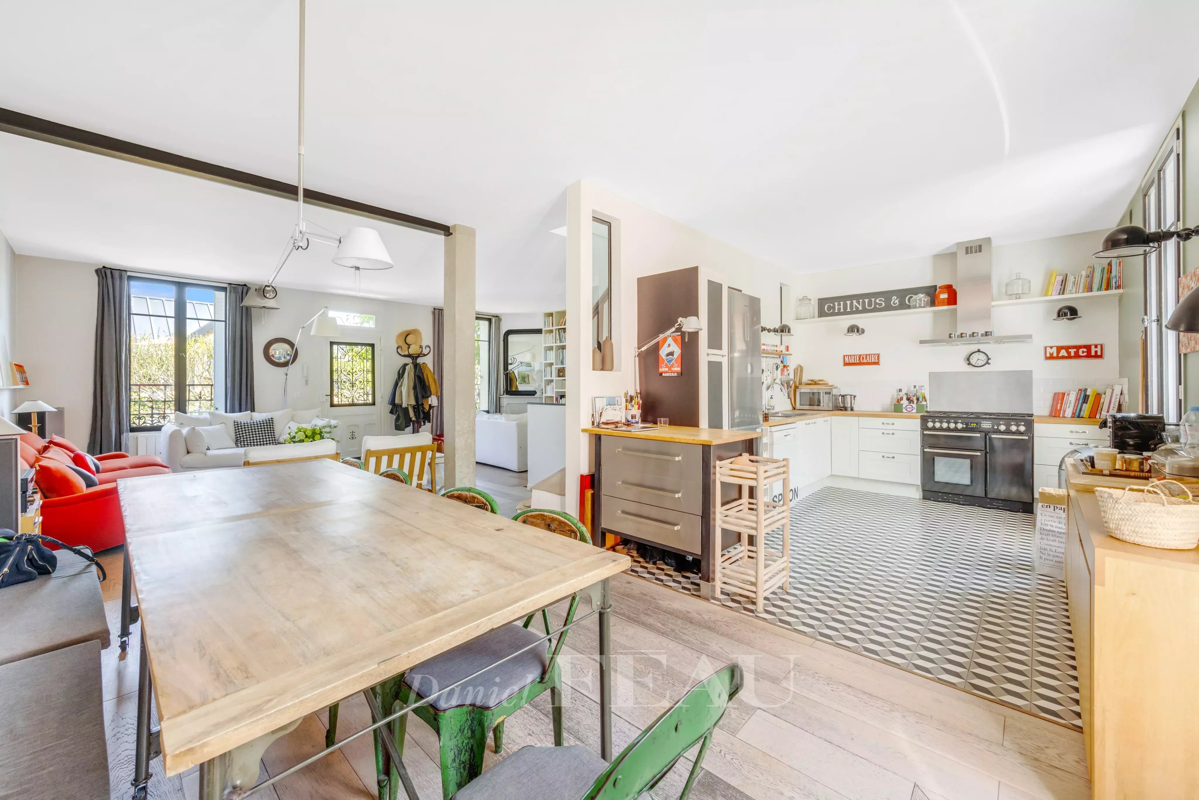 Sale House Suresnes