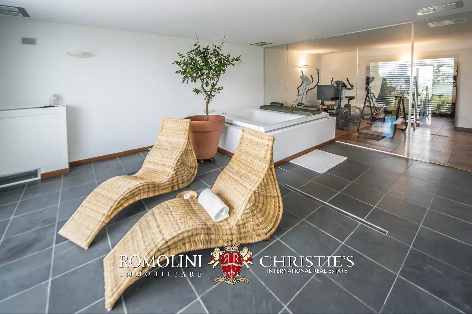 3 Bedroom Villa/Townhouse's Image 62