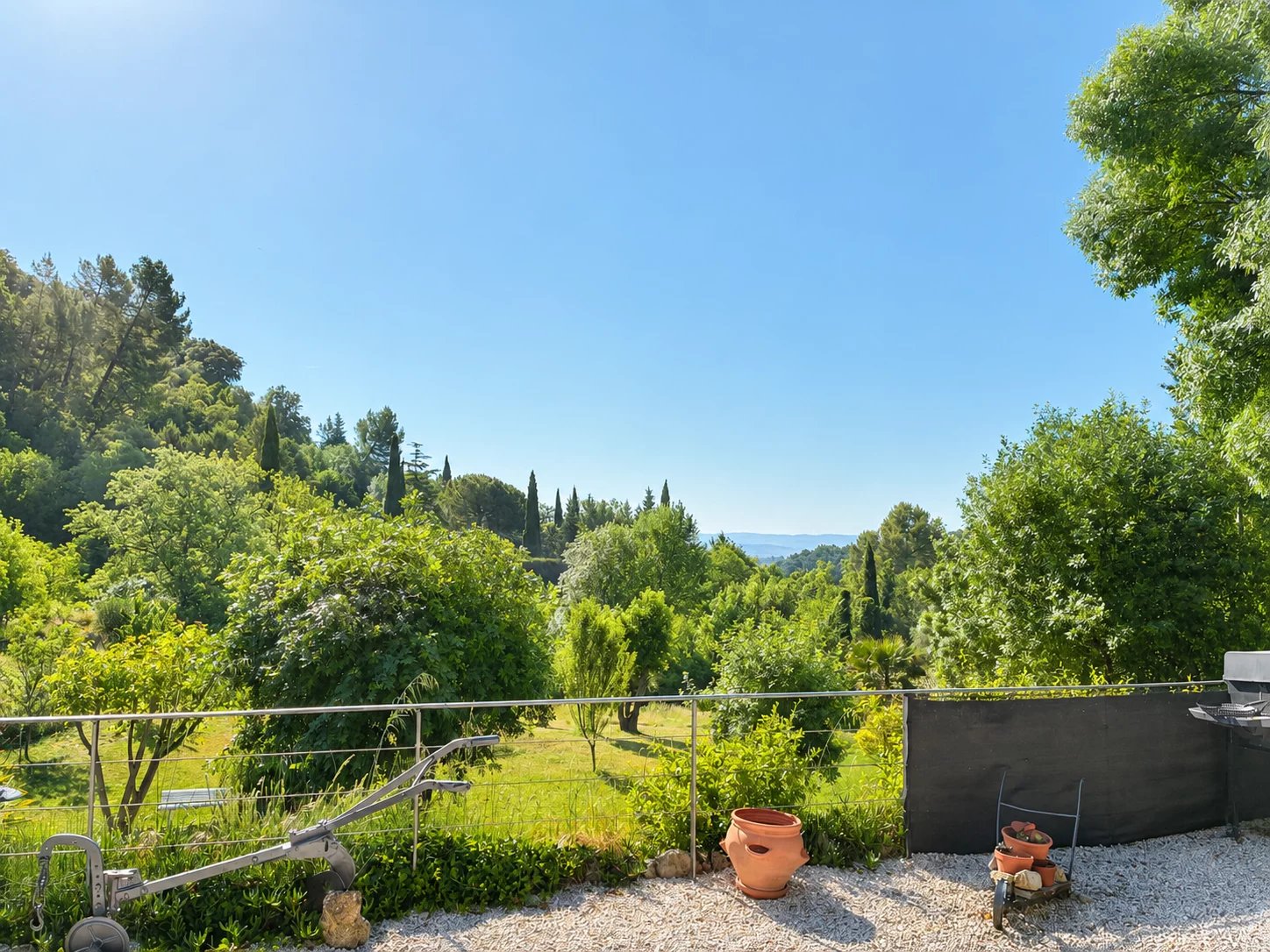 Cotignac 4 bedrooms, swimming pool and view