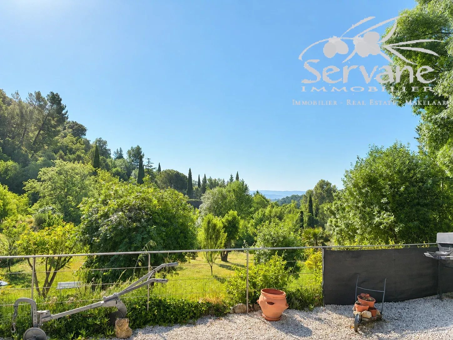 Cotignac 4 bedrooms, swimming pool and view