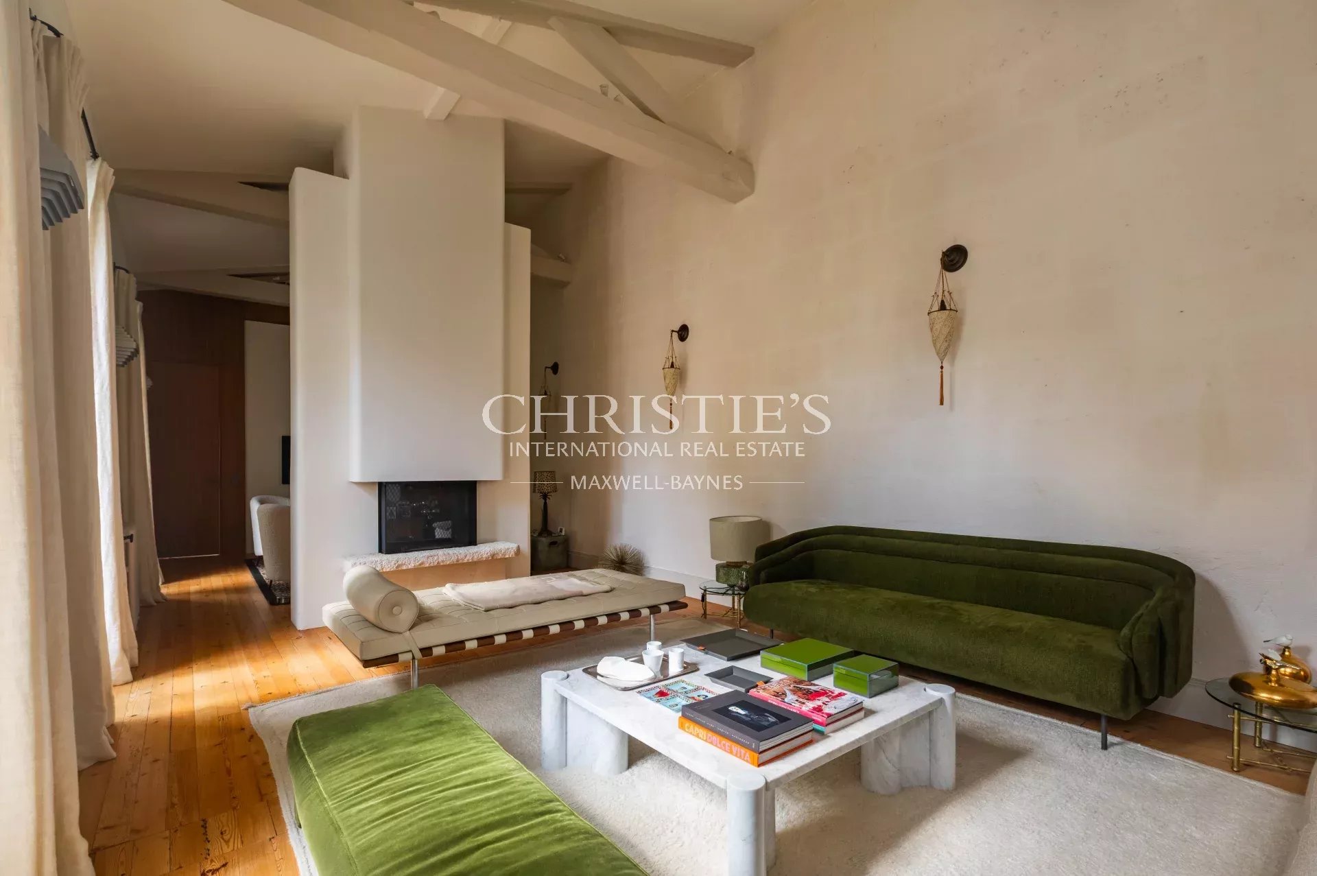 5 Bedroom Villa/Townhouse's Image 16