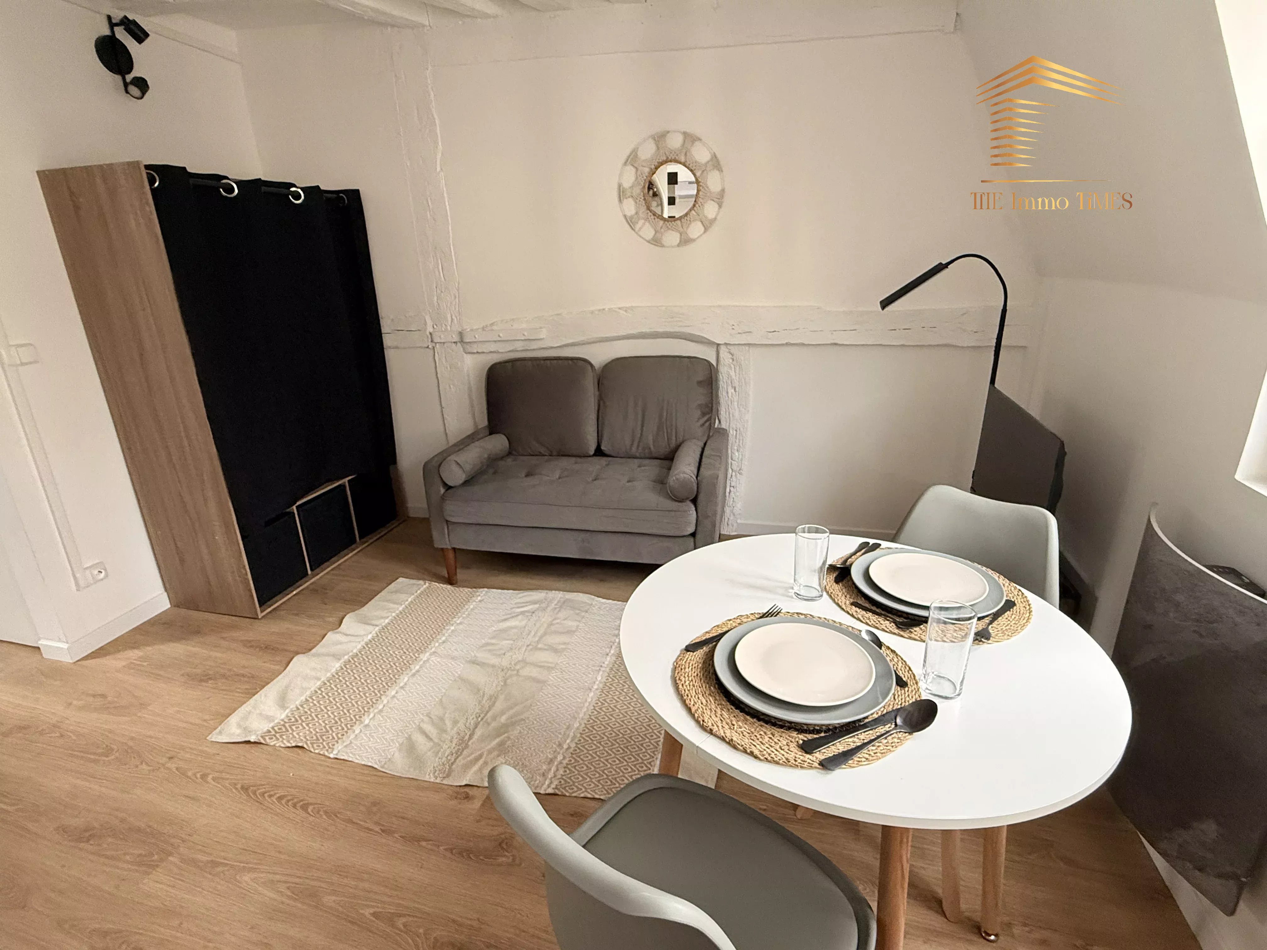 🏡 À VENDRE – Un appartement meublé – Hyper centre rive droite. - Photo 5
