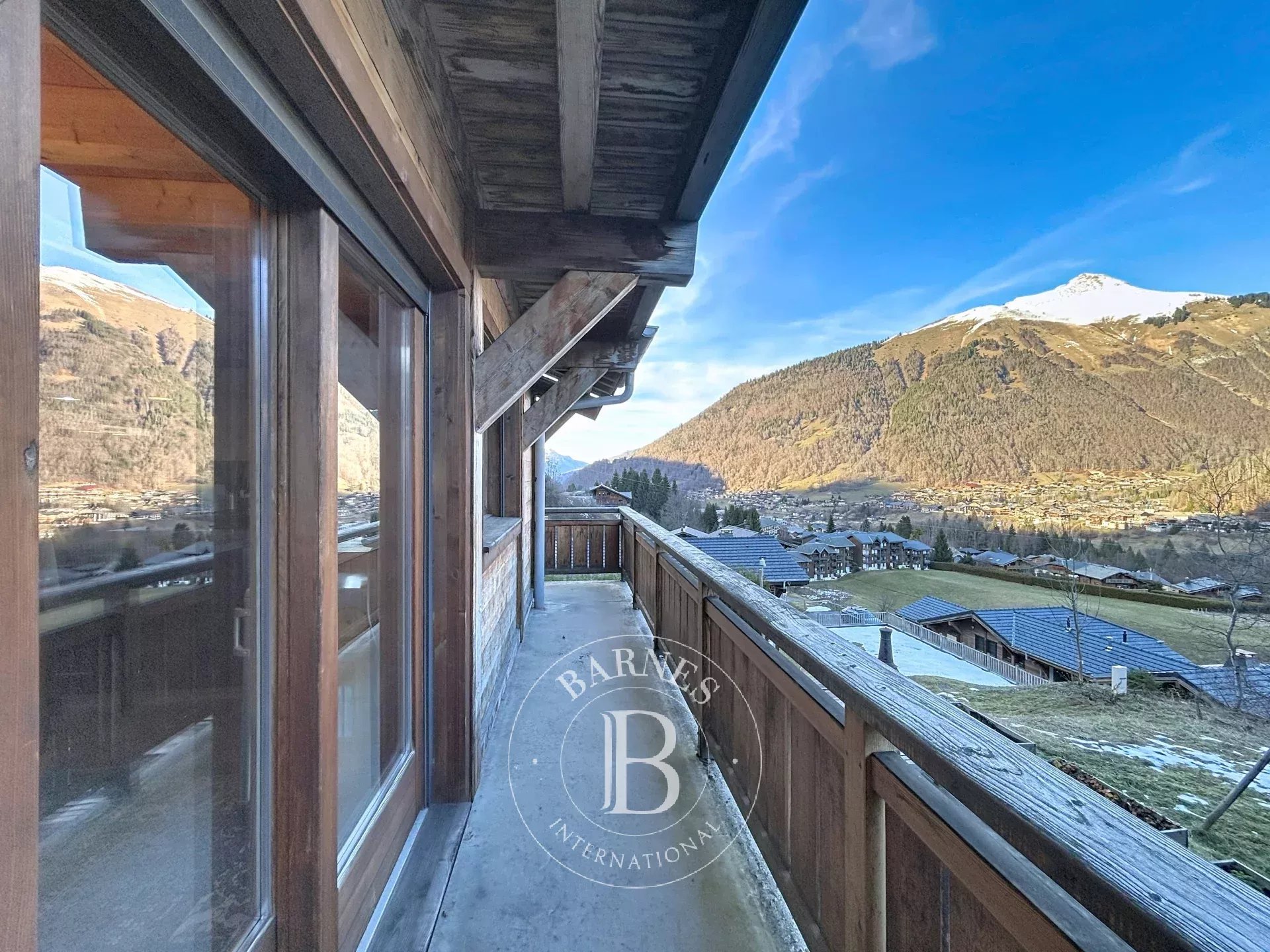 Photo of Morzine – Contemporary Chalet – 230 sqm – 7 Bedrooms – Mountain Views