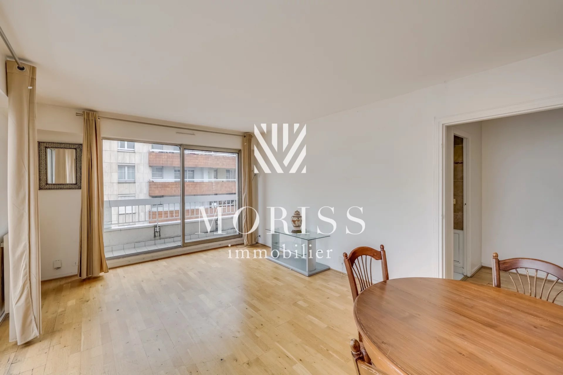 Courbevoie Centre – 3 pièces lumineux 63 m² + Terrasse de 13 M2 - Image Array